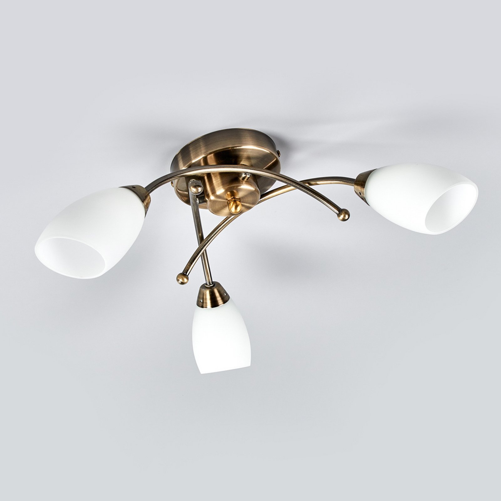 Beau plafonnier OPERA 3 lampes laiton vieilli