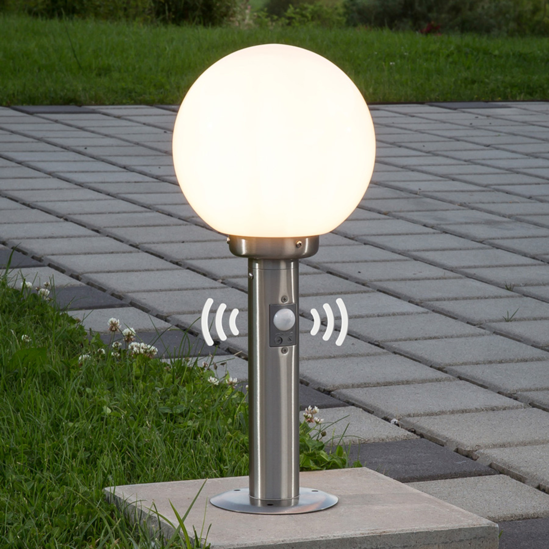 Lindby Vedran - pillar lamp including motion detector, stainless steel, glass, E27, 60 W, energy efficiency: A++, H: 45 cm