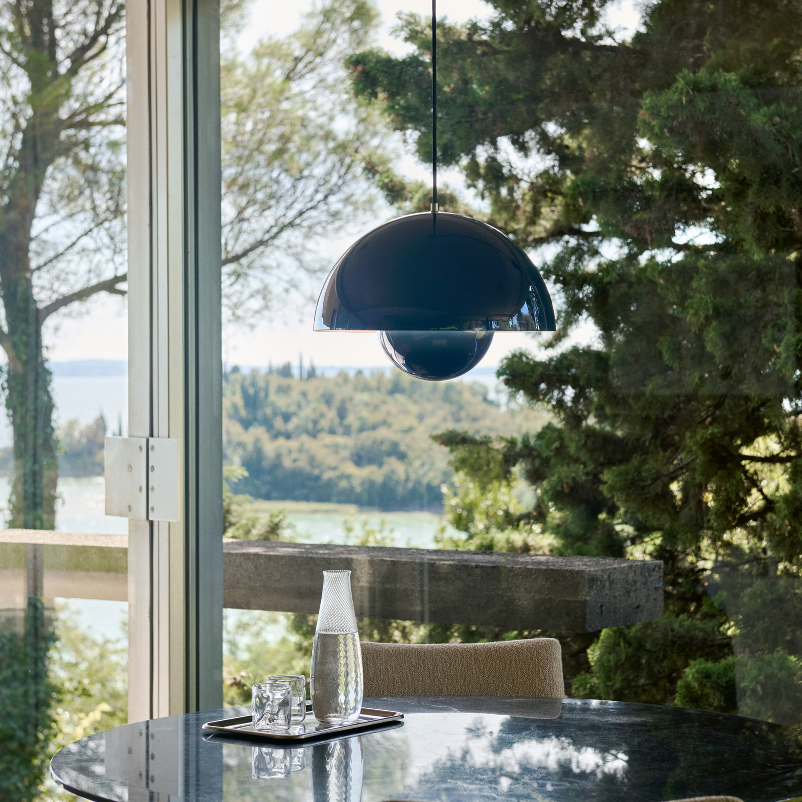 Suspension Flowerpot VP7, Ø 37 cm, bleu acier - &TRADITION Suspension Flowerpot VP7, Ø 37 cm, bleu acier - &TRADITION