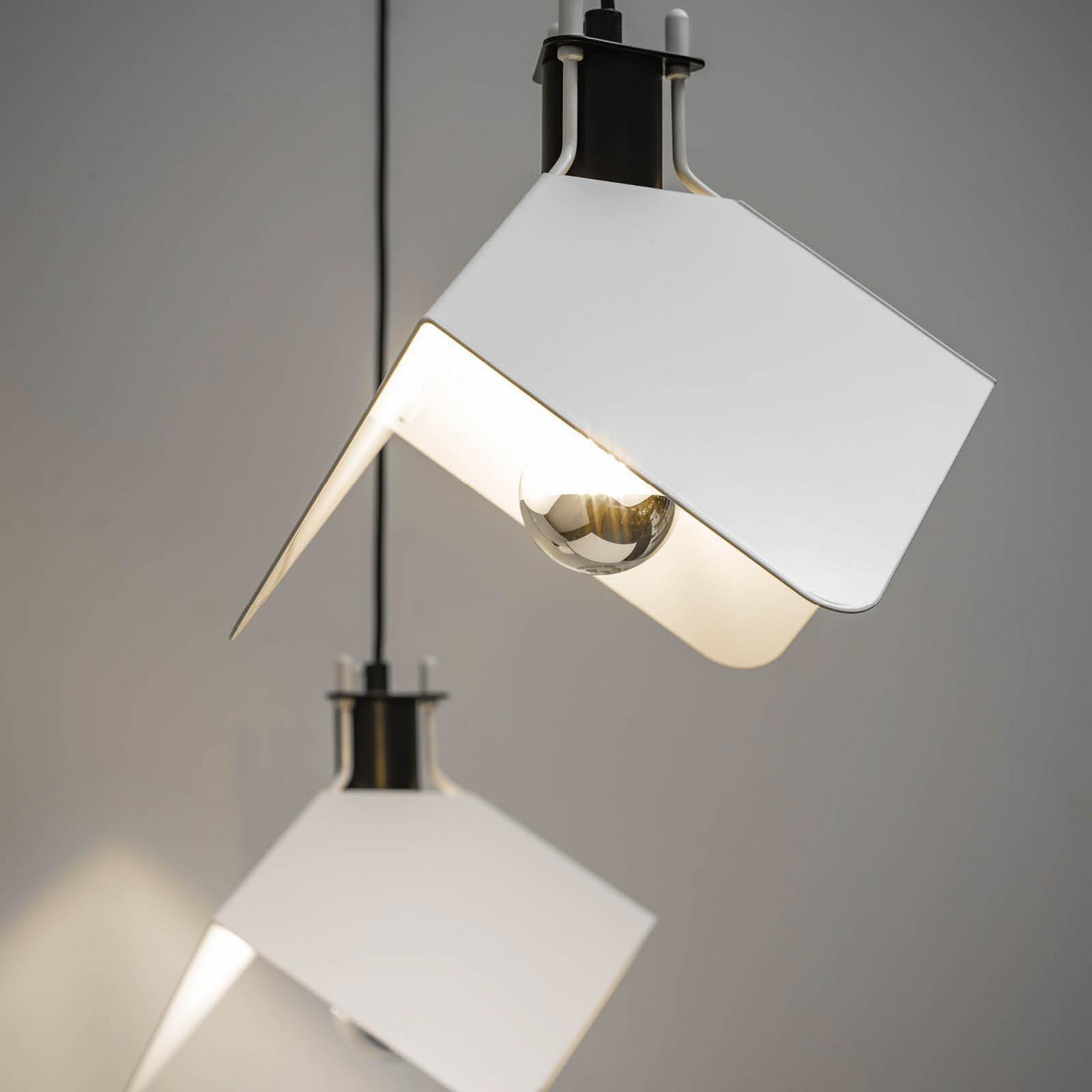 Lampa wisząca Stilnovo Triedo, biały, długość 29 cm, metal