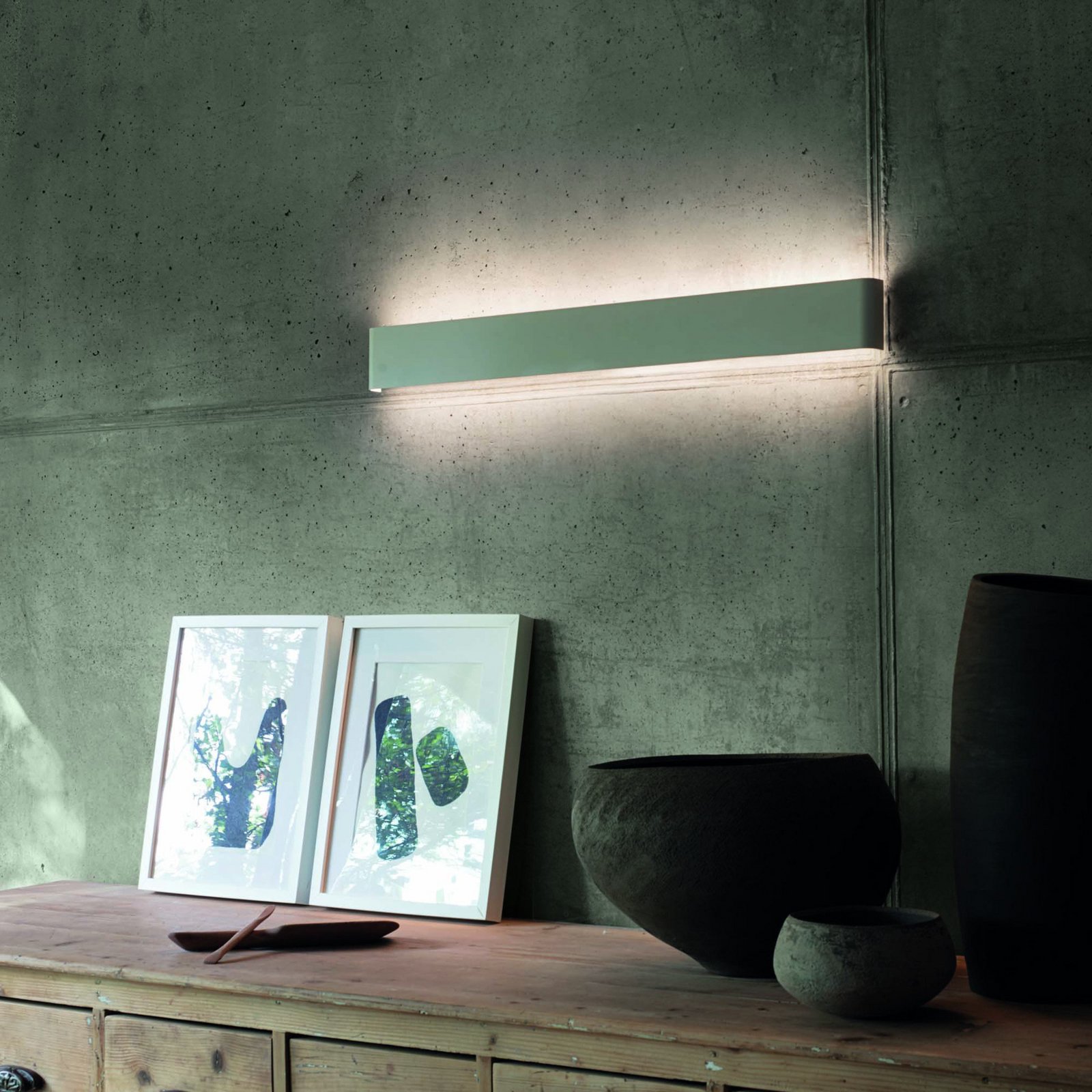 Ideal Lux LED стенна лампа Delta, бяла, ширина 83 см, нагоре/надолу