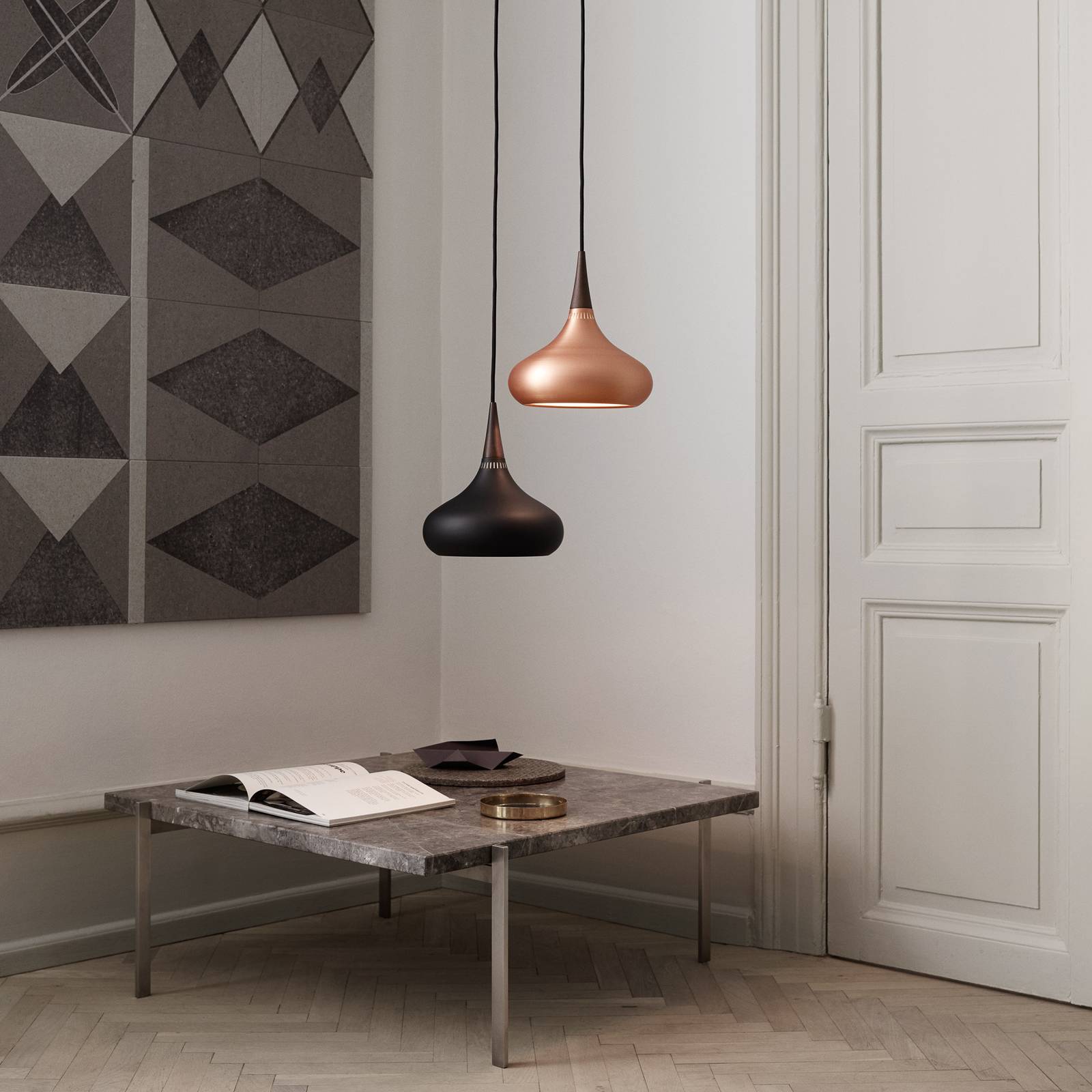 FRITZ HANSEN Orient P1 wahadło czarny/różowy Ø 22,5