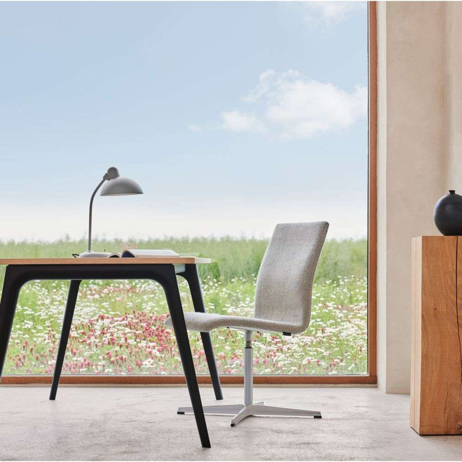 KAISER idell™ 6556-T Candeeiro de Mesa Mate Easy Cinza - Fritz Hansen