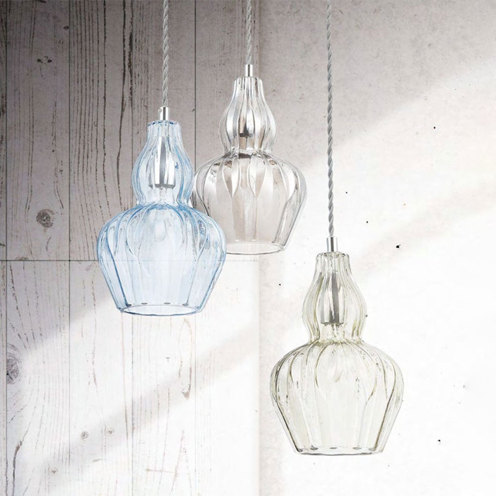 Eustoma pendant light with clear glass
