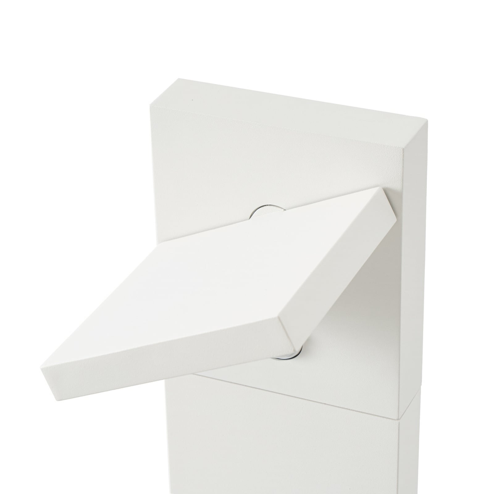 Silvan LED-Wegeleuchte, Sensor, IP54, weiß, 65 cm, Aluminium - Lucande