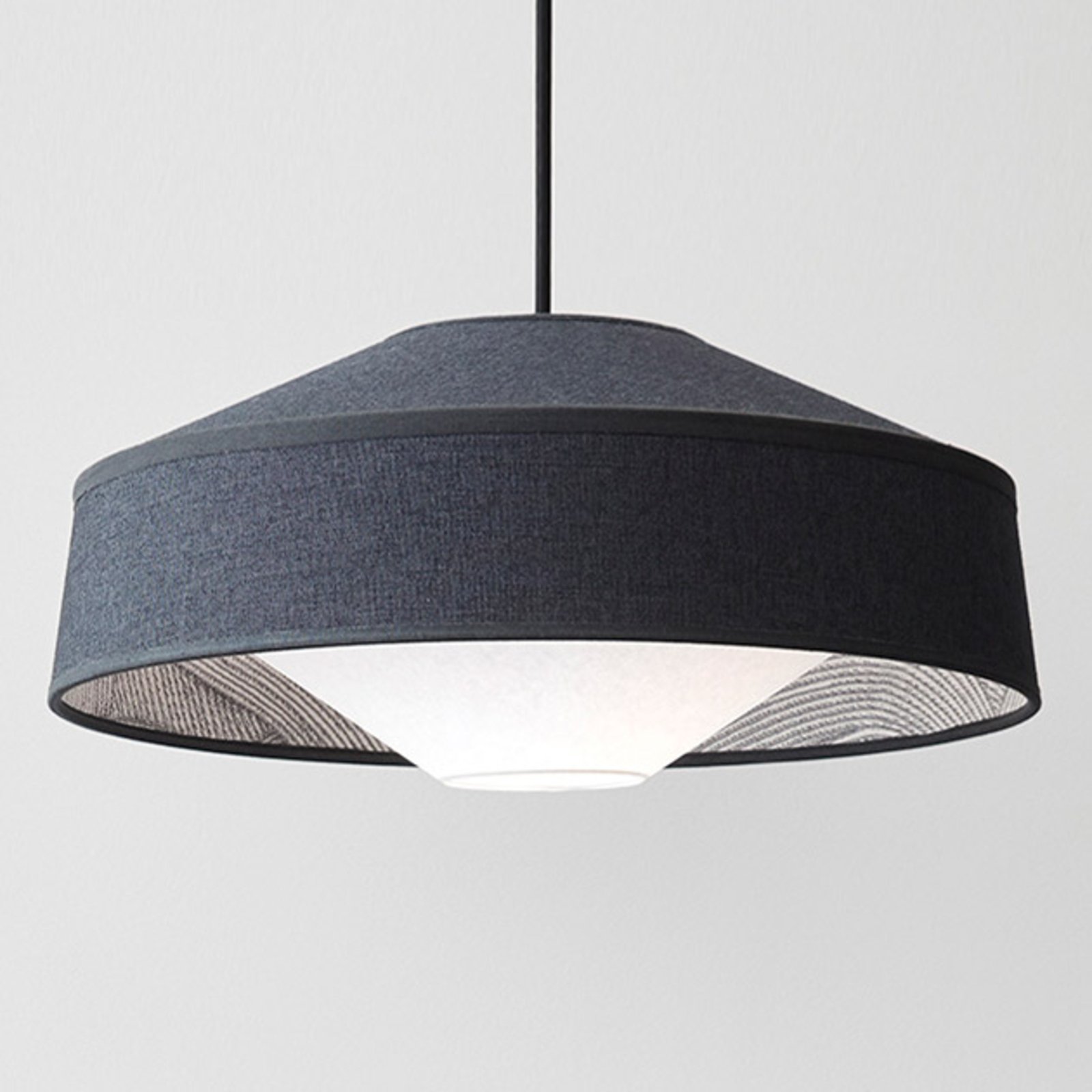 MARKET SET Mokuzaï pendant light with fabric shade