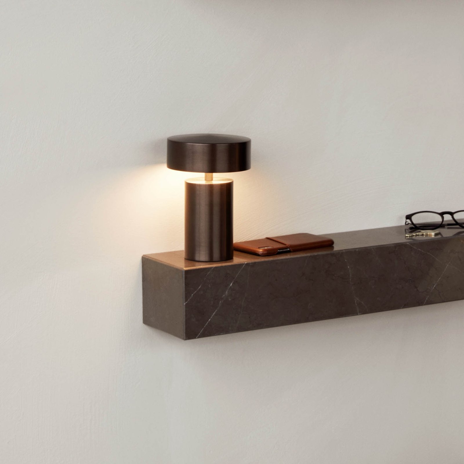 Column Portable Lampe de Table Bronze - Audo Copenhagen