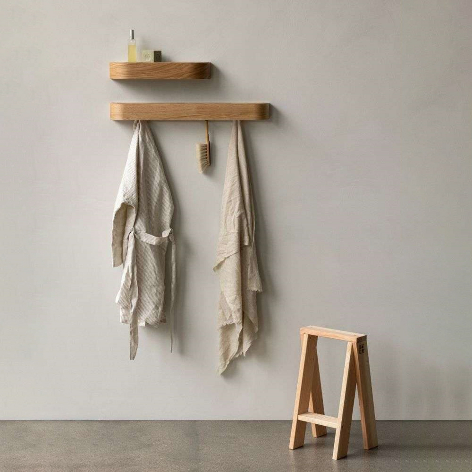 Epoch wall mount, light brown, 50 cm, wood - Audo