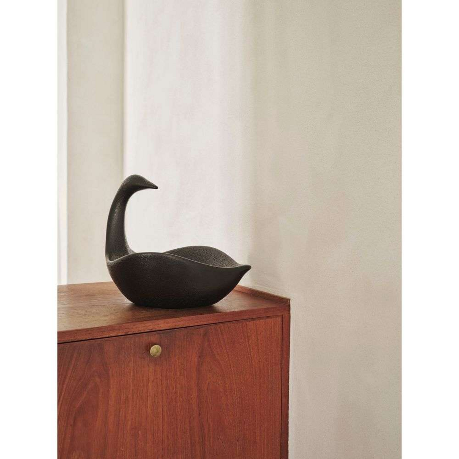 Swan Centrepiece Crna - ferm LIVING