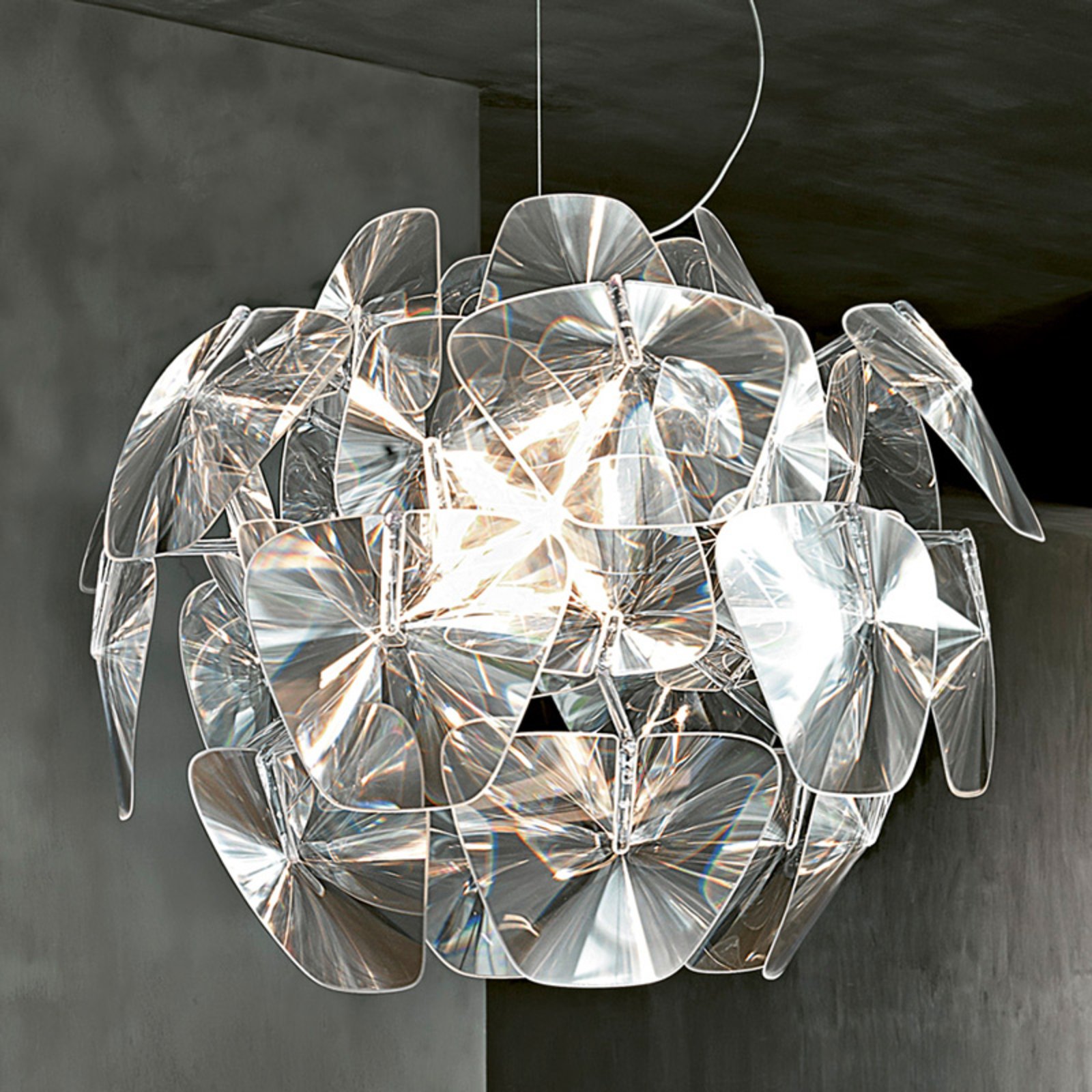 Hope - A dazzling hanging light