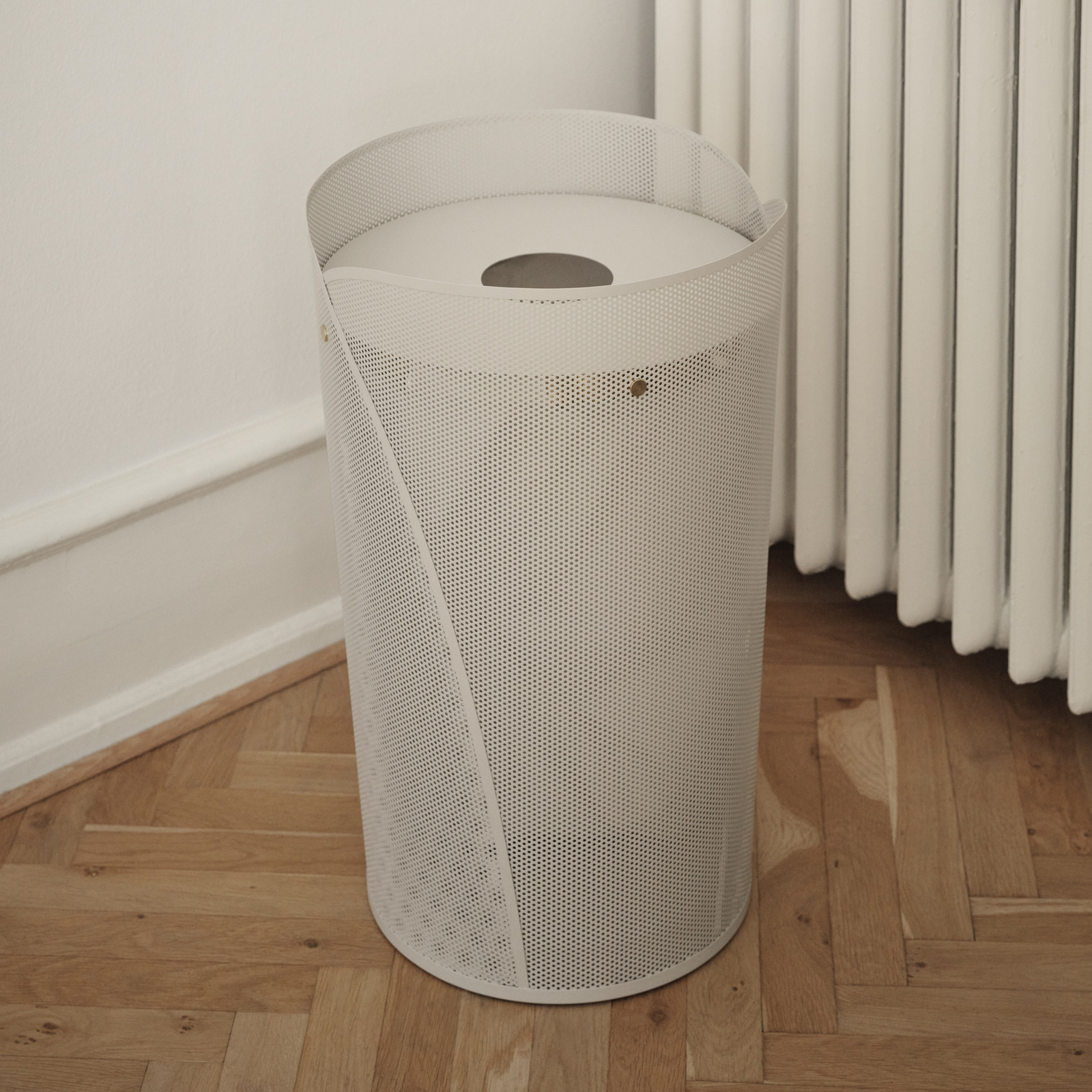 Cesto para la ropa Oya, gris claro, 69 cm de altura, 75 litros, acero - GEJST