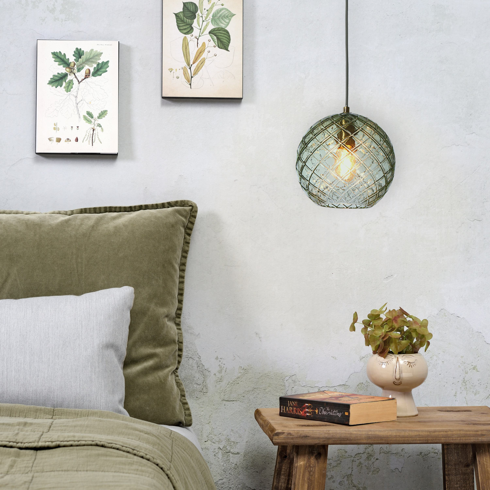 Het gaat om RoMi hanglamp Venetië, globe, groen, glas, E27