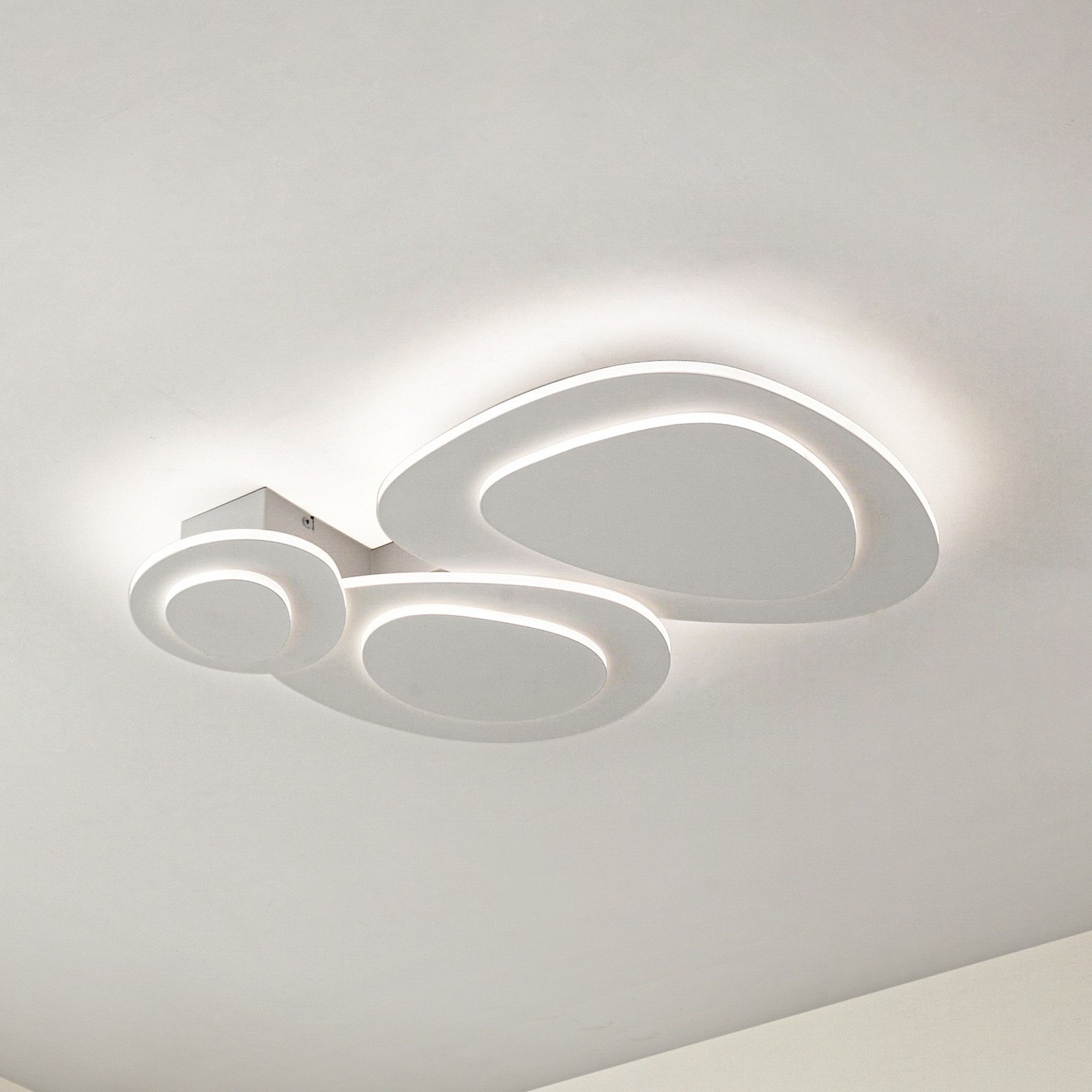 Lindby plafonieră LED Delar 60 x 60 cm CCT dimabil - Camera de zi / sufragerie - Modern - alb - Plastic