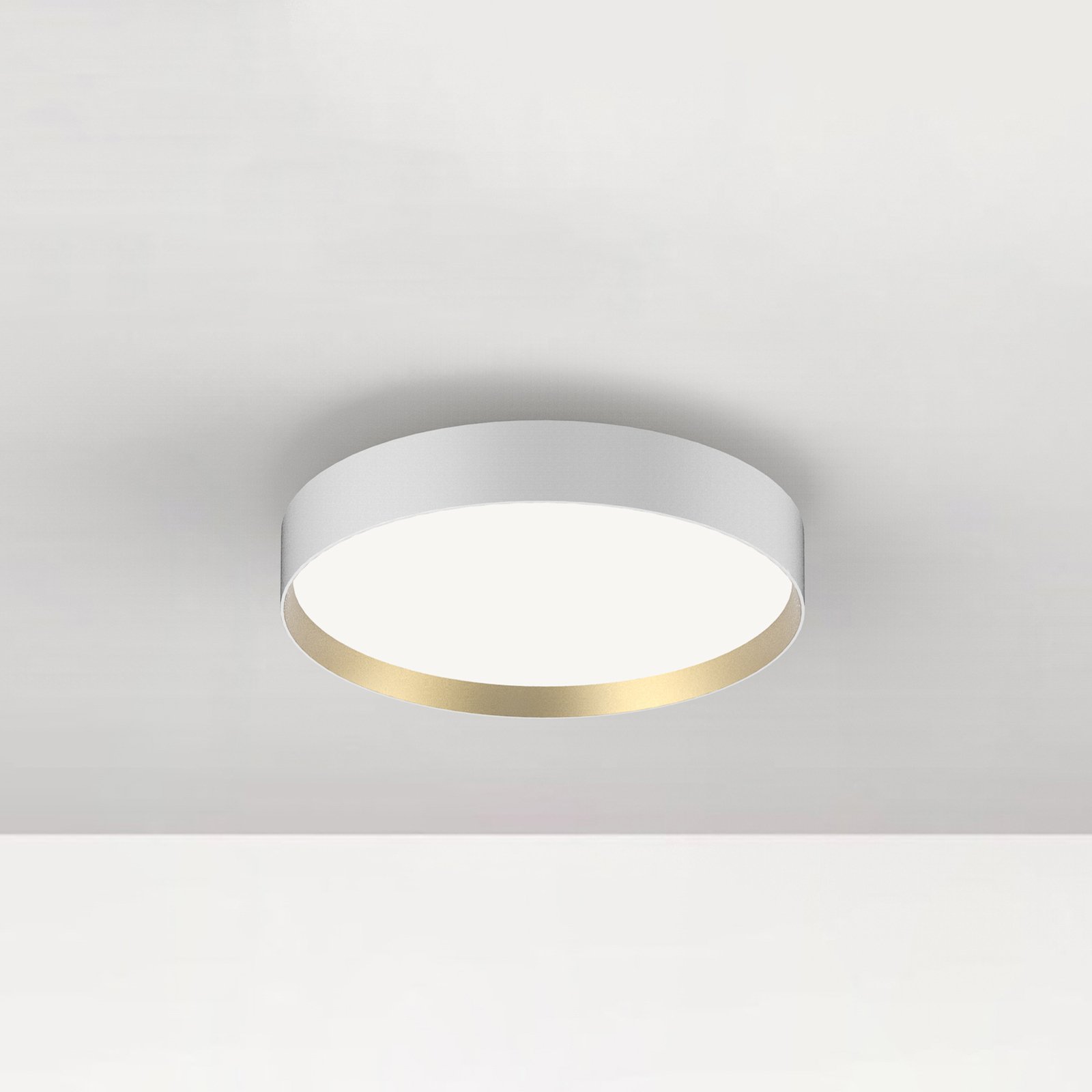 Lucia 35 Kattovalaisin White/Gold - Loom Design