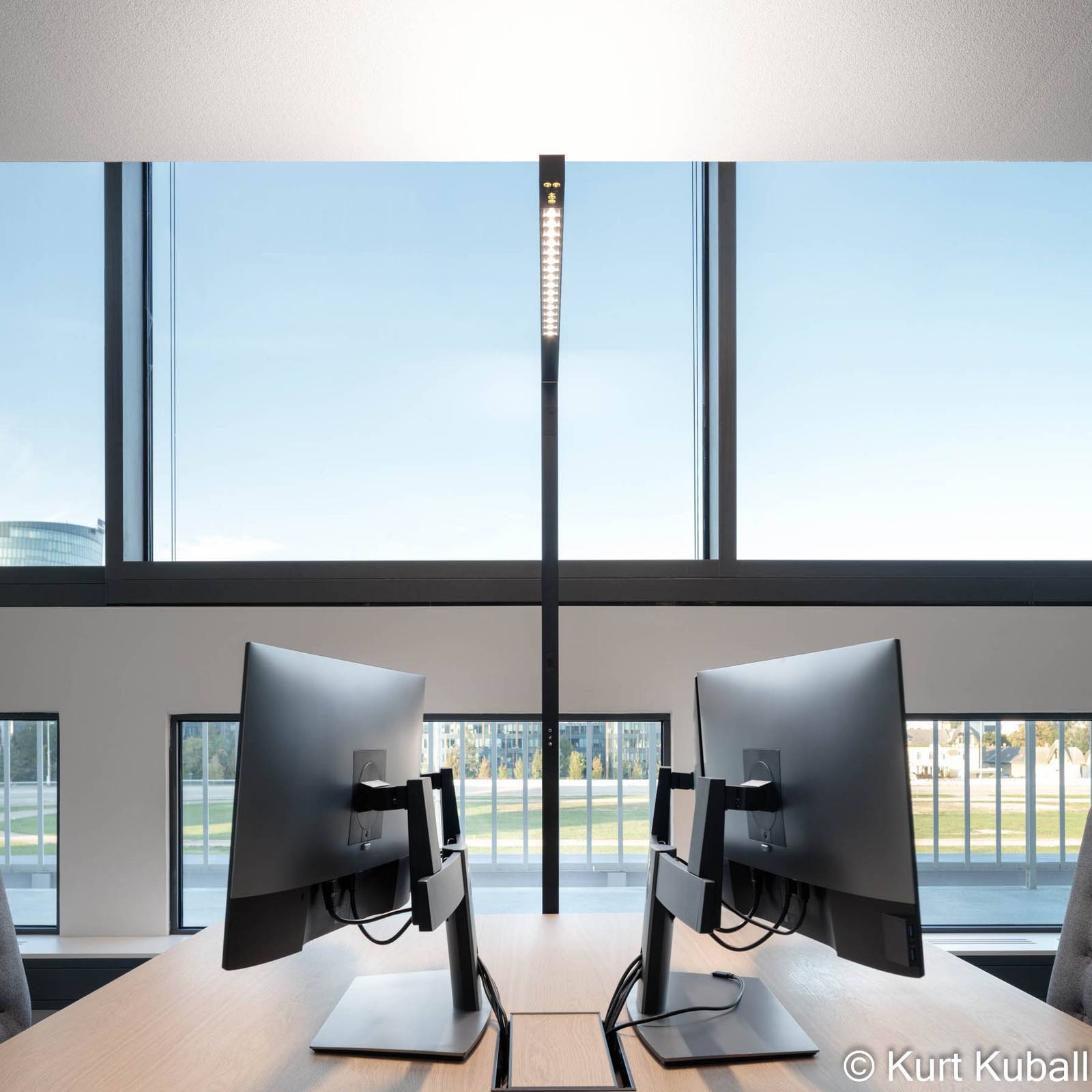  Xal Xal Beto Stehlampe Up/down Sensor/touch 830 Black 