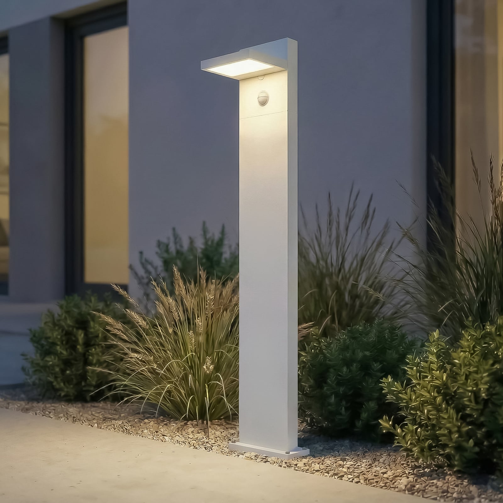 Silvan LED-gadelampe, sensor, IP54, hvid, 100 cm, aluminium - Lucande