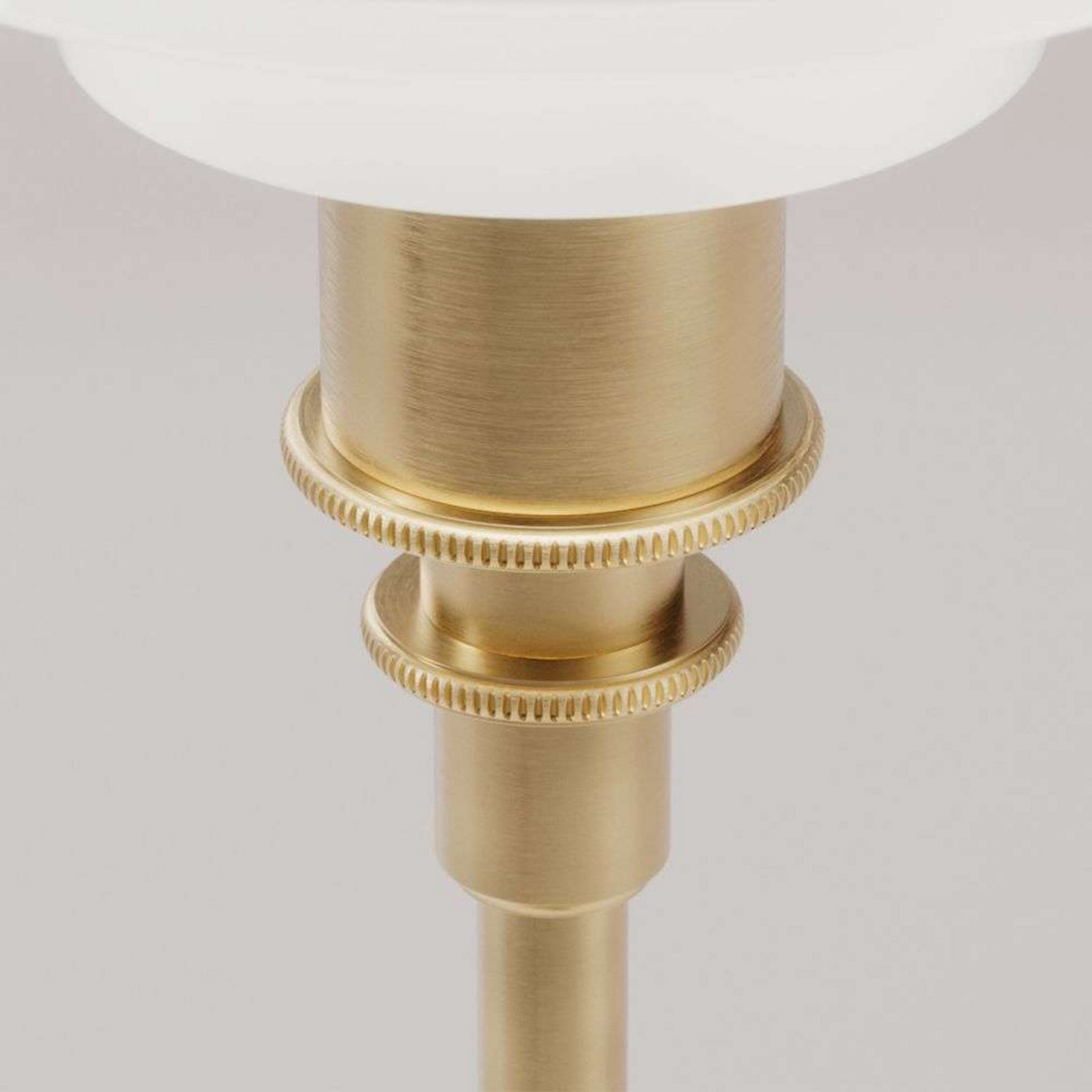 PH 3/2 Lampada da Tavolo Limited Edition Brass/Opal - Louis Poulsen