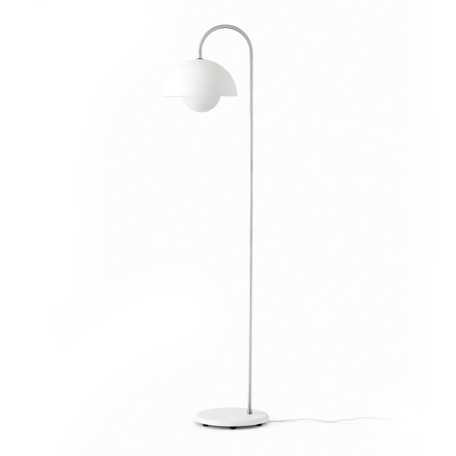 Stojací lampa Flowerpot VP12, matná bílá, výška 122 cm – &TRADITION