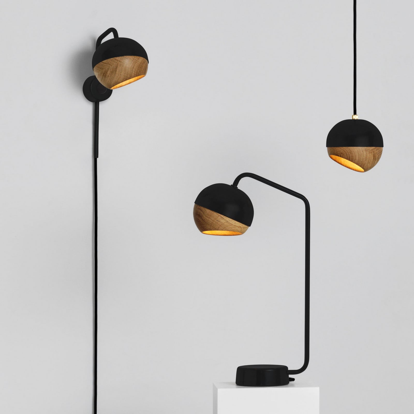 Ray Pendel Small Sort Ray S MATER - Stue - Design - Træ - Kugle