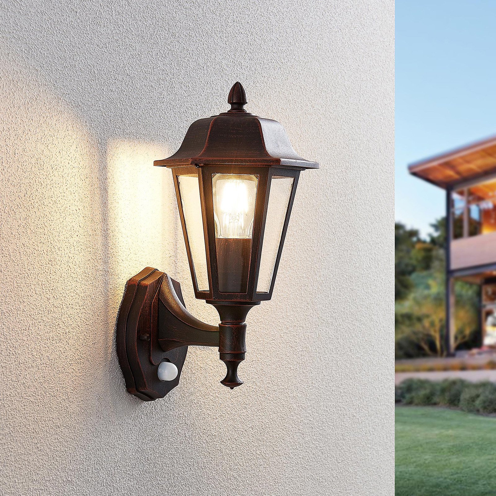 Noor outdoor wall light with a motion detector