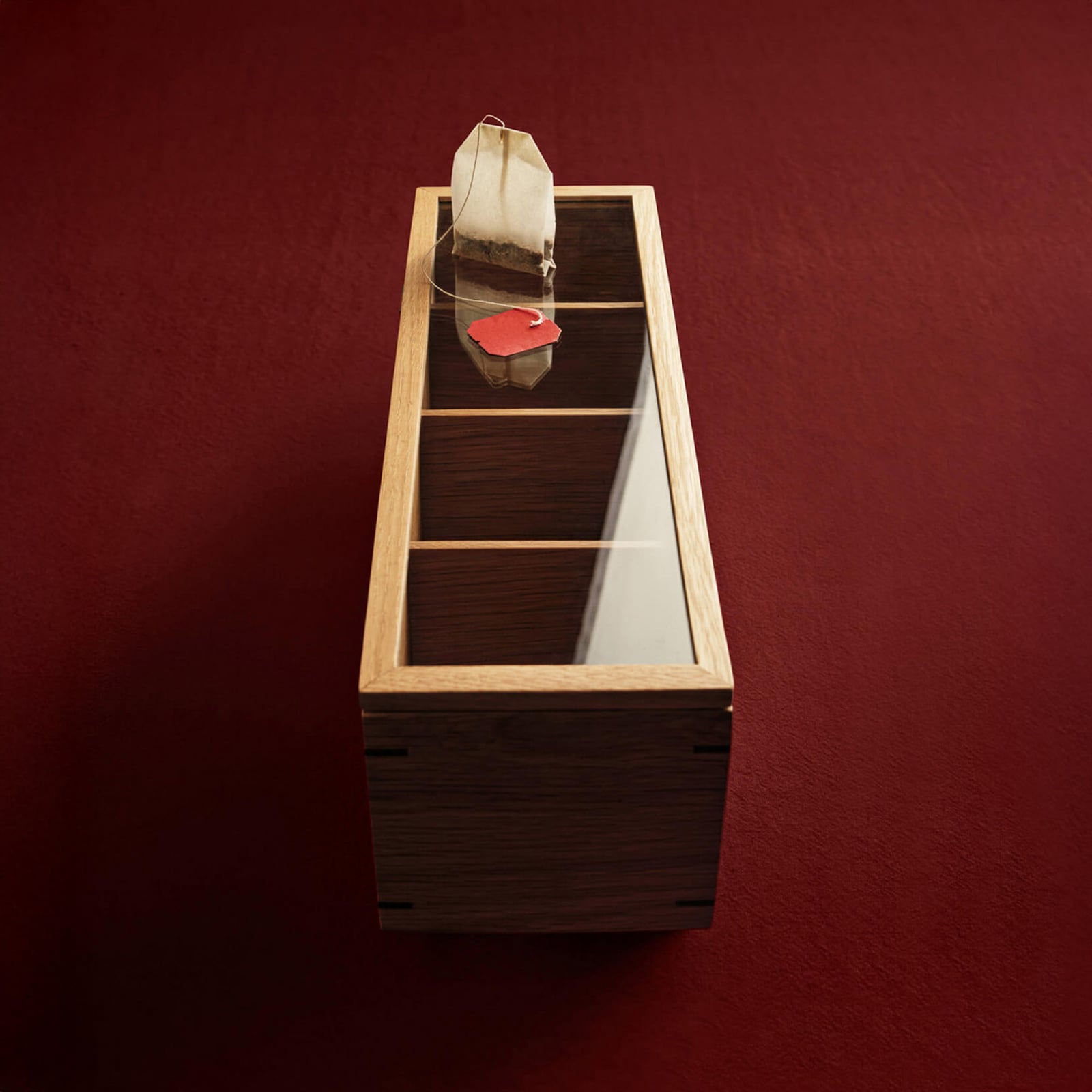 BON Teebox, Eichenholz geölt, 14 x 34 x 11 cm - ferm LIVING