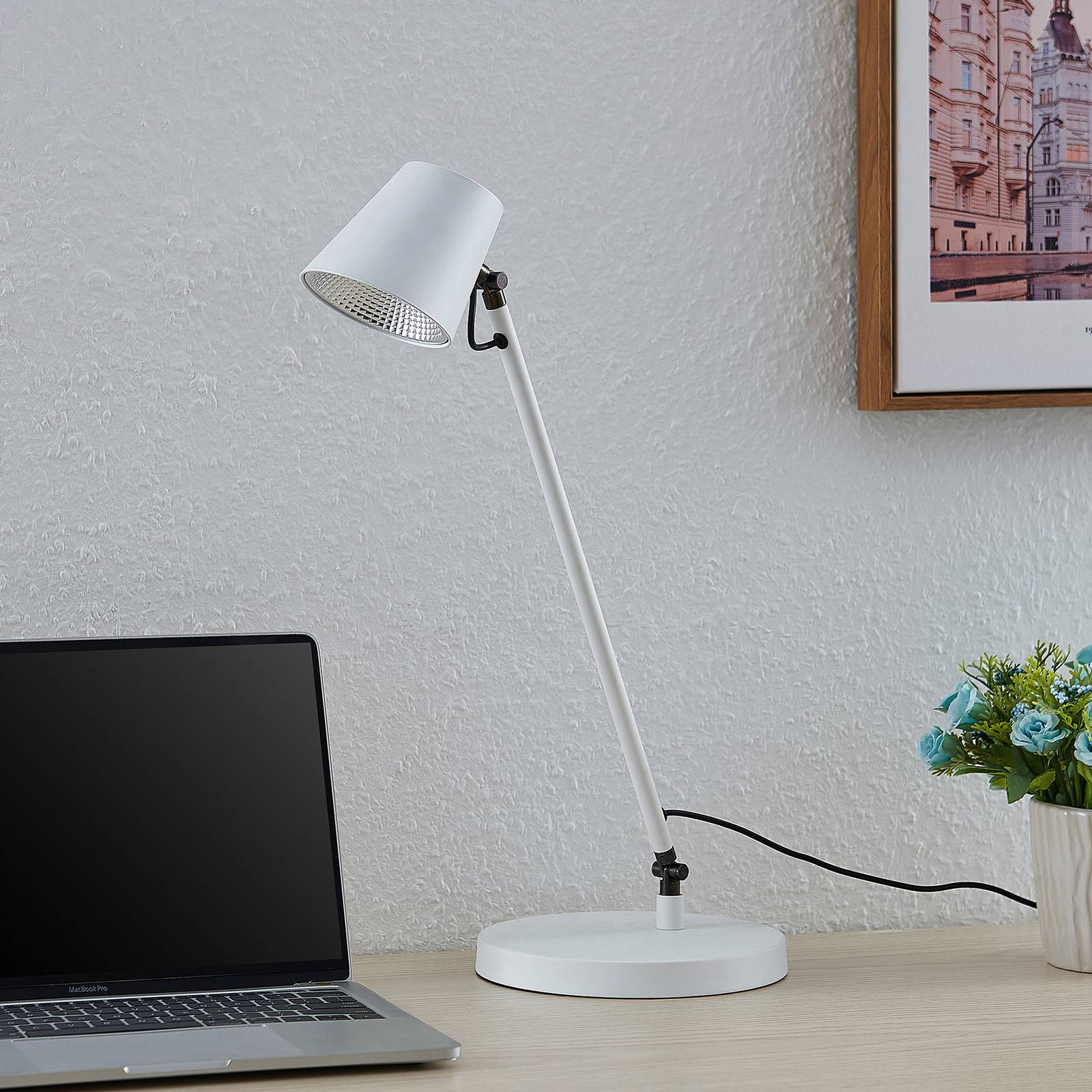 Lucande Kenala LED íróasztal lámpa, fehér
