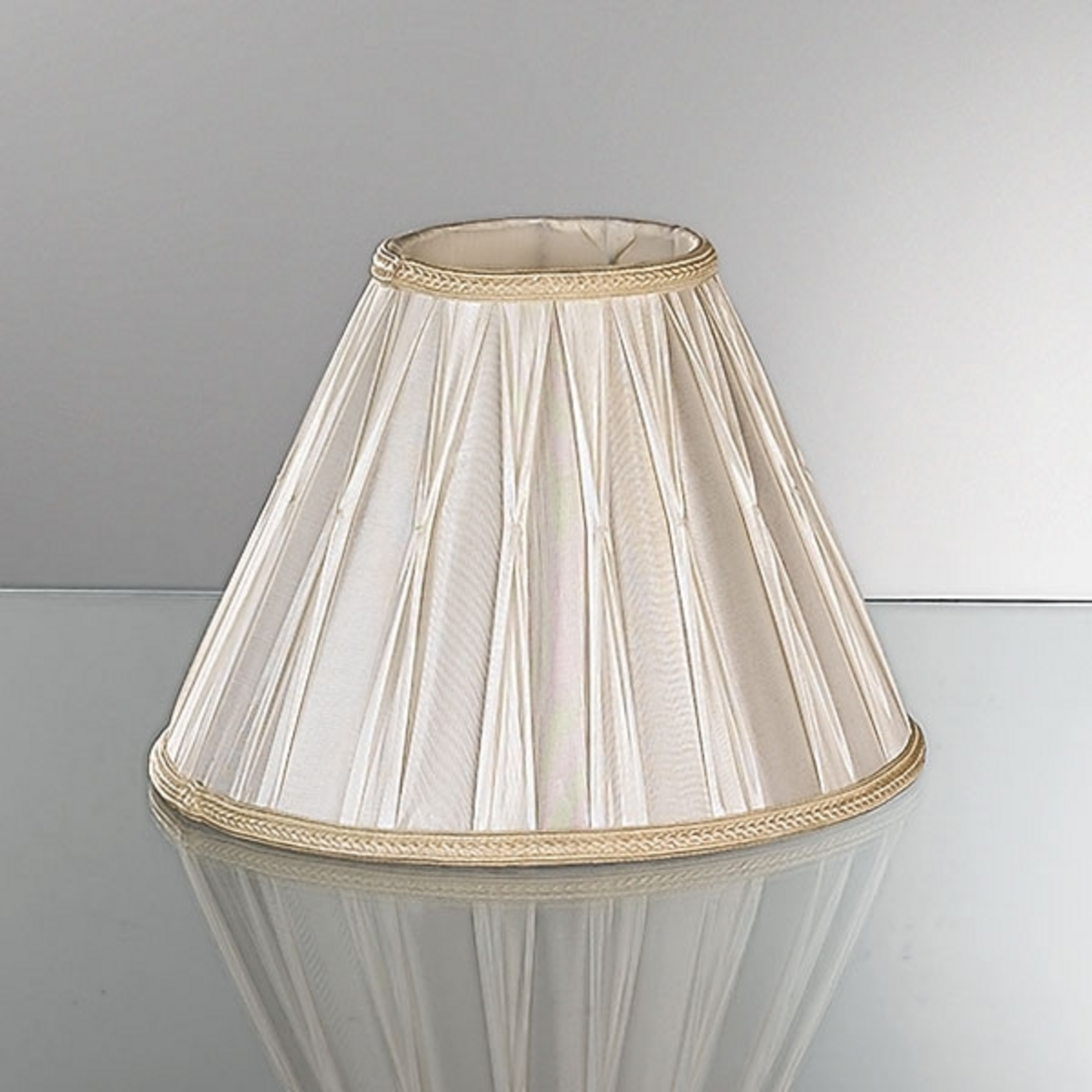 Abażur z plisow. tkaniny do lamp stołowych 30,5 cm