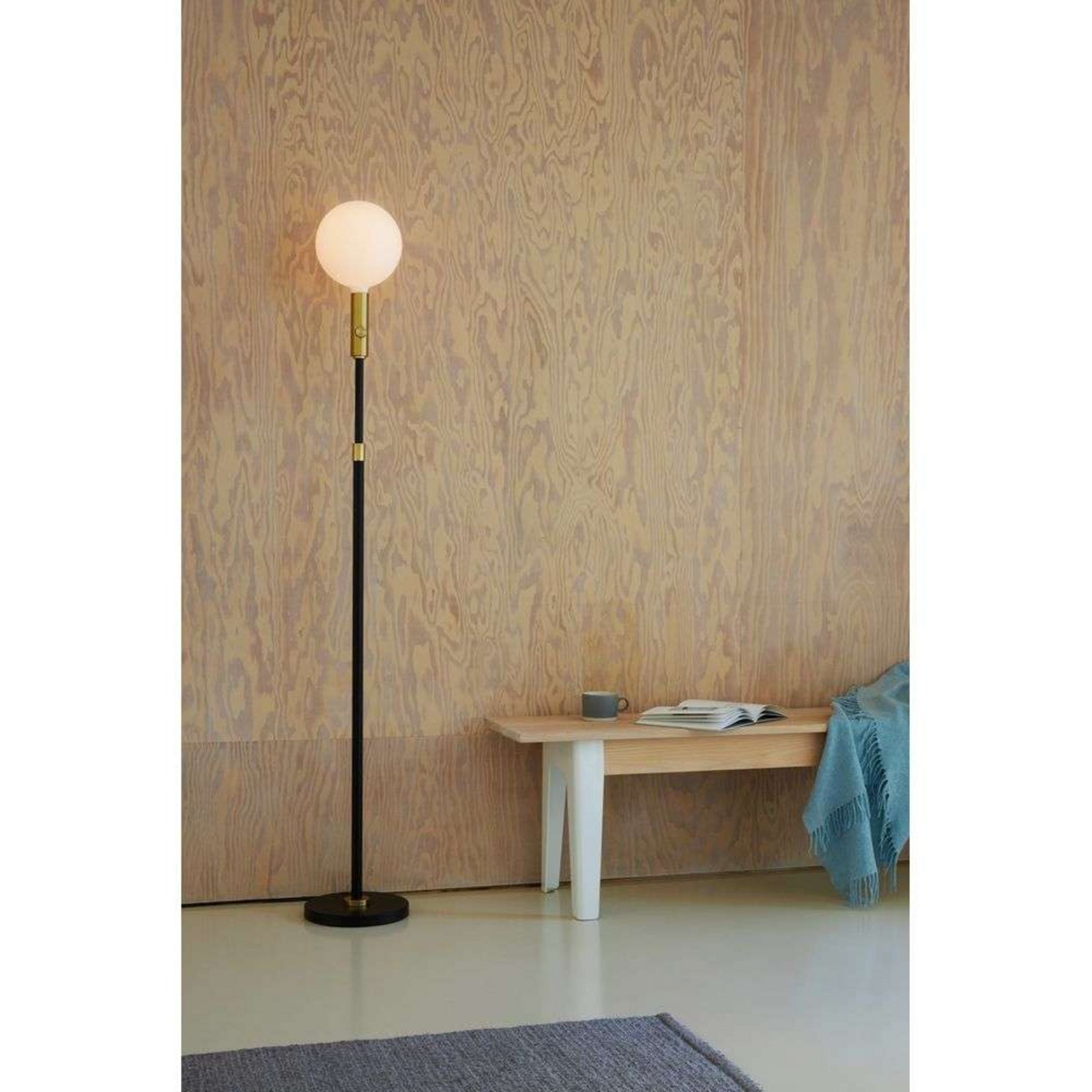 Poise Adjustable Lampadar w/Sphere V Brass - Tala