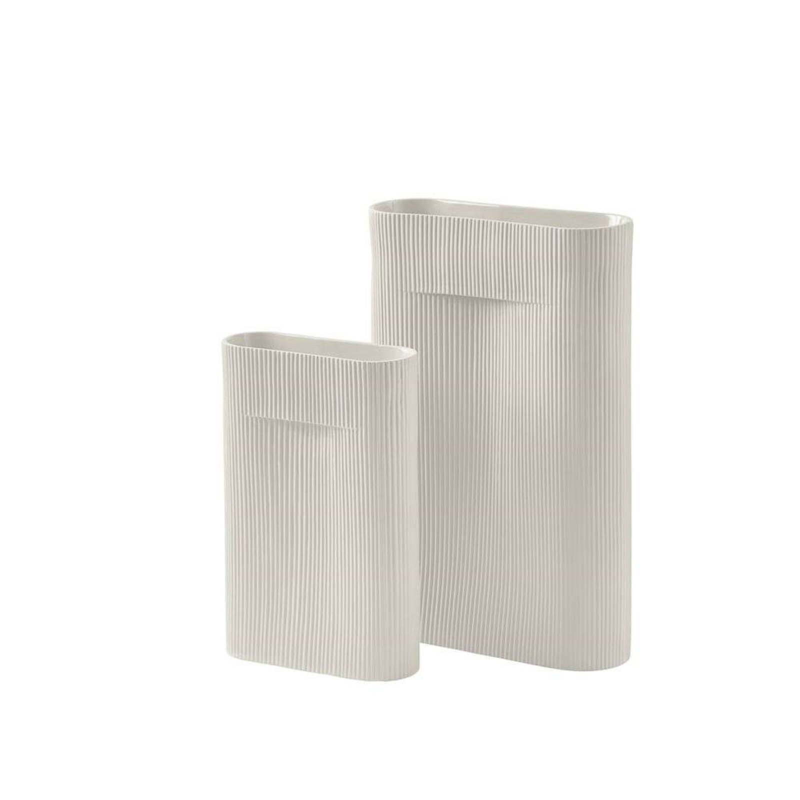 Ridge Vase H35 Off-White - Muuto