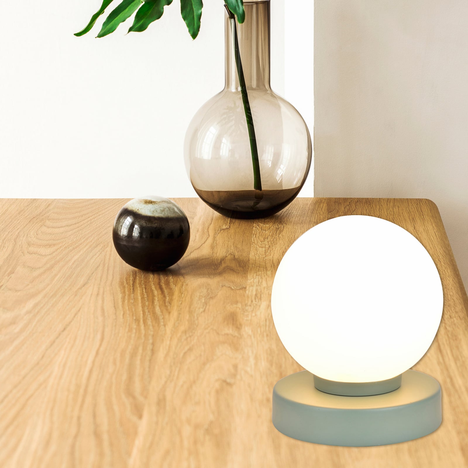 Tafellamp Seventy, cactusgroen, hoogte 15 cm, metaal/glas Tafellamp Seventy, cactusgroen, hoogte 15 cm, metaal/glas