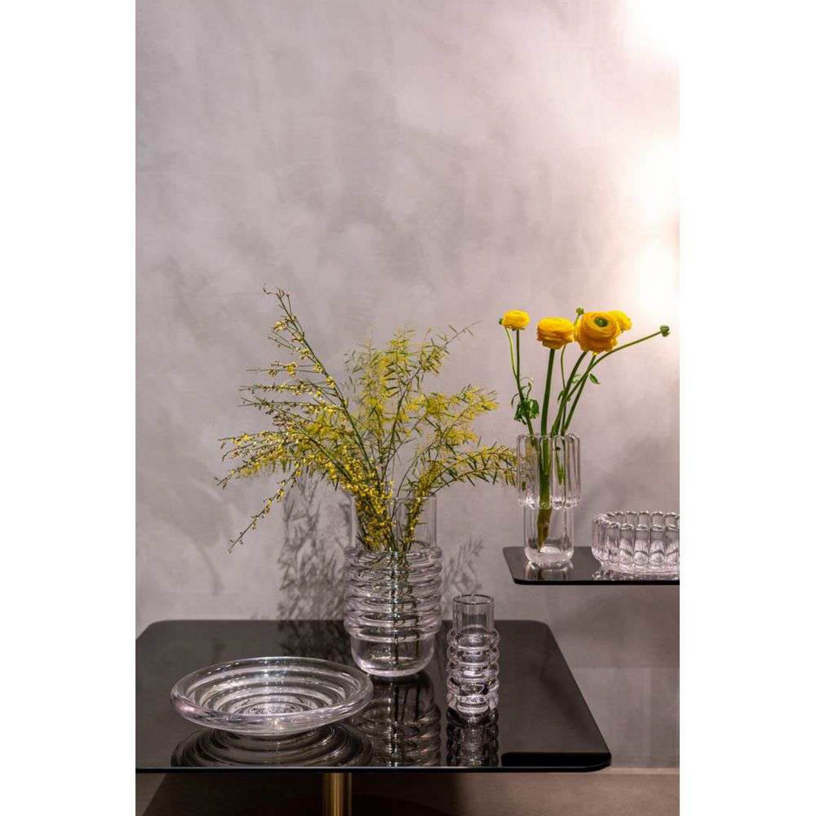 Press Vase Medium Clear - Tom Dixon