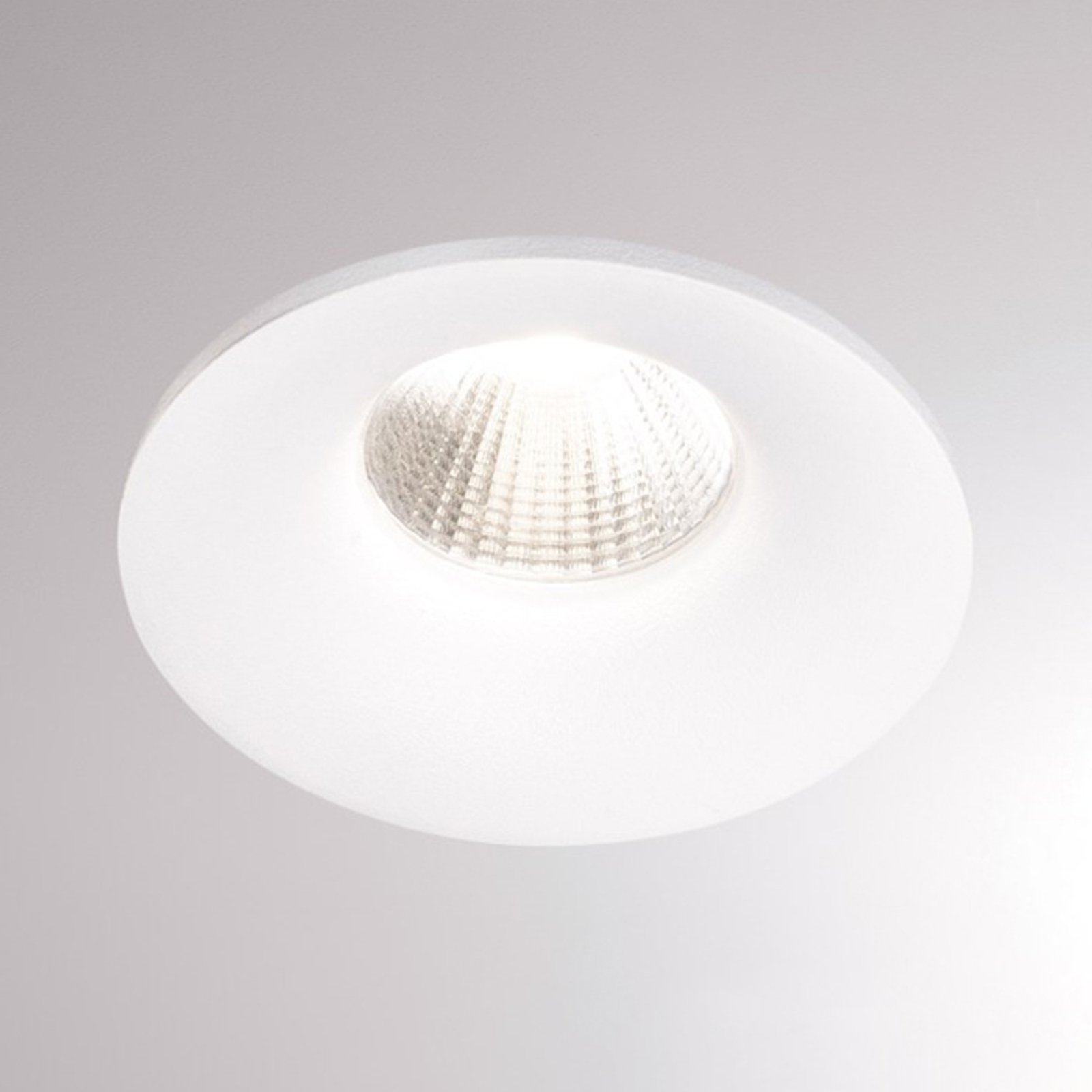 Ivy Round LED downlight 7 W 3,000 K 40° white