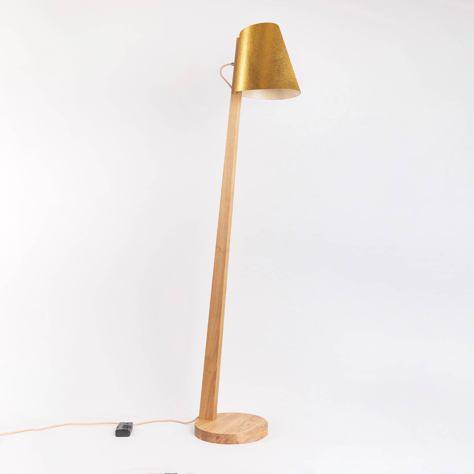 Almut von Wildheim almut 1411 vloerlamp conisch Ø30cm ananas, voor woon-/ eetkamer, eikenhout, ananasvezel, E27, 52 W, H: 167 cm