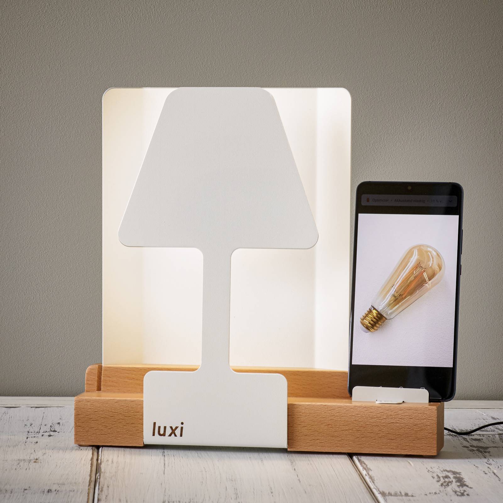 Billede af Luxi LED-bordlampe med integreret ladestation