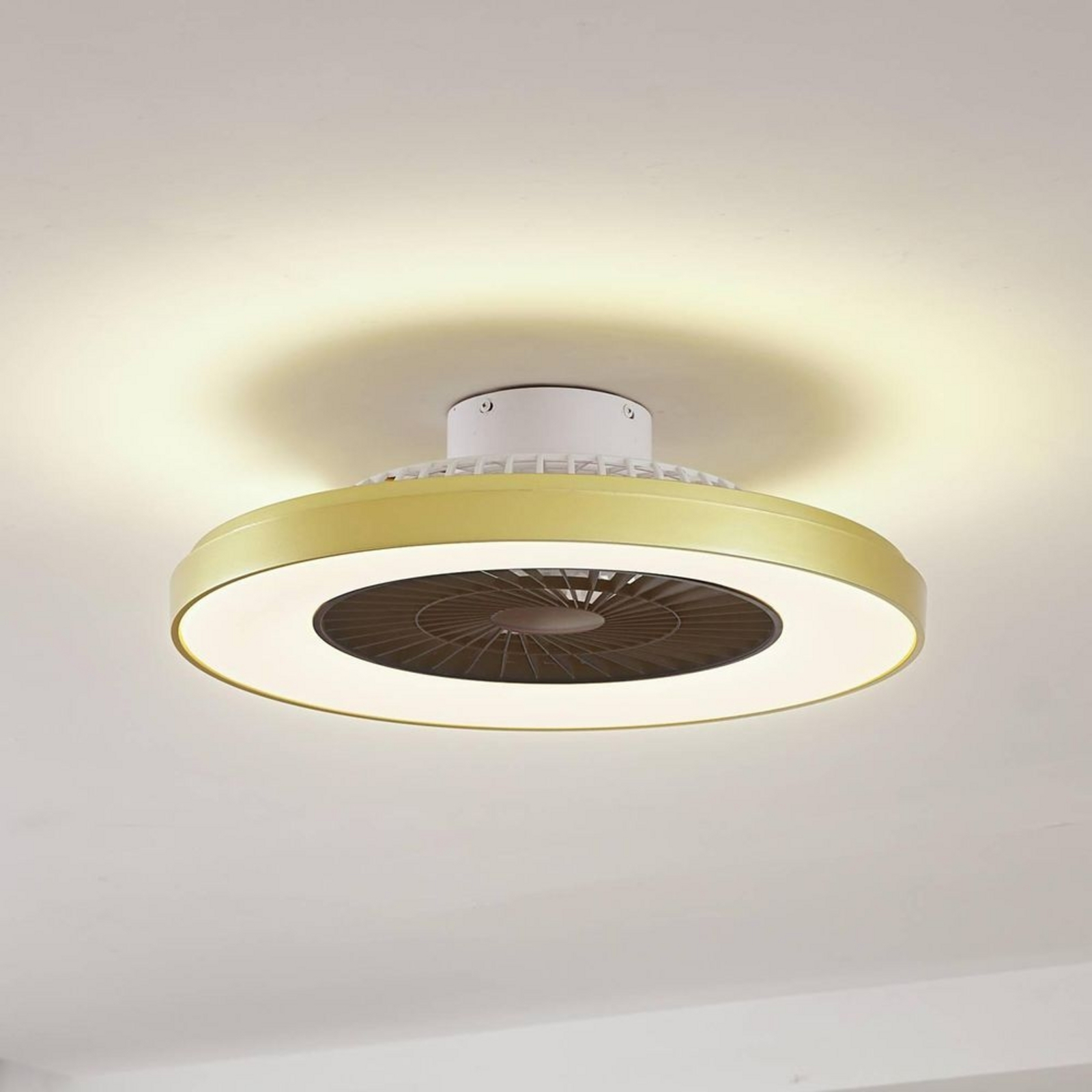 Teleo LED Stropný ventilátor Mosadz - Lindby