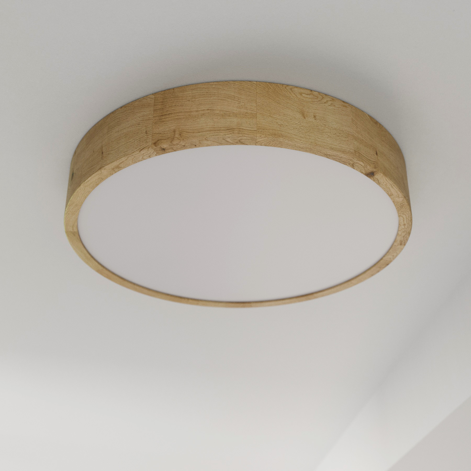 Cleo ceiling light, Ø 48 cm, oak