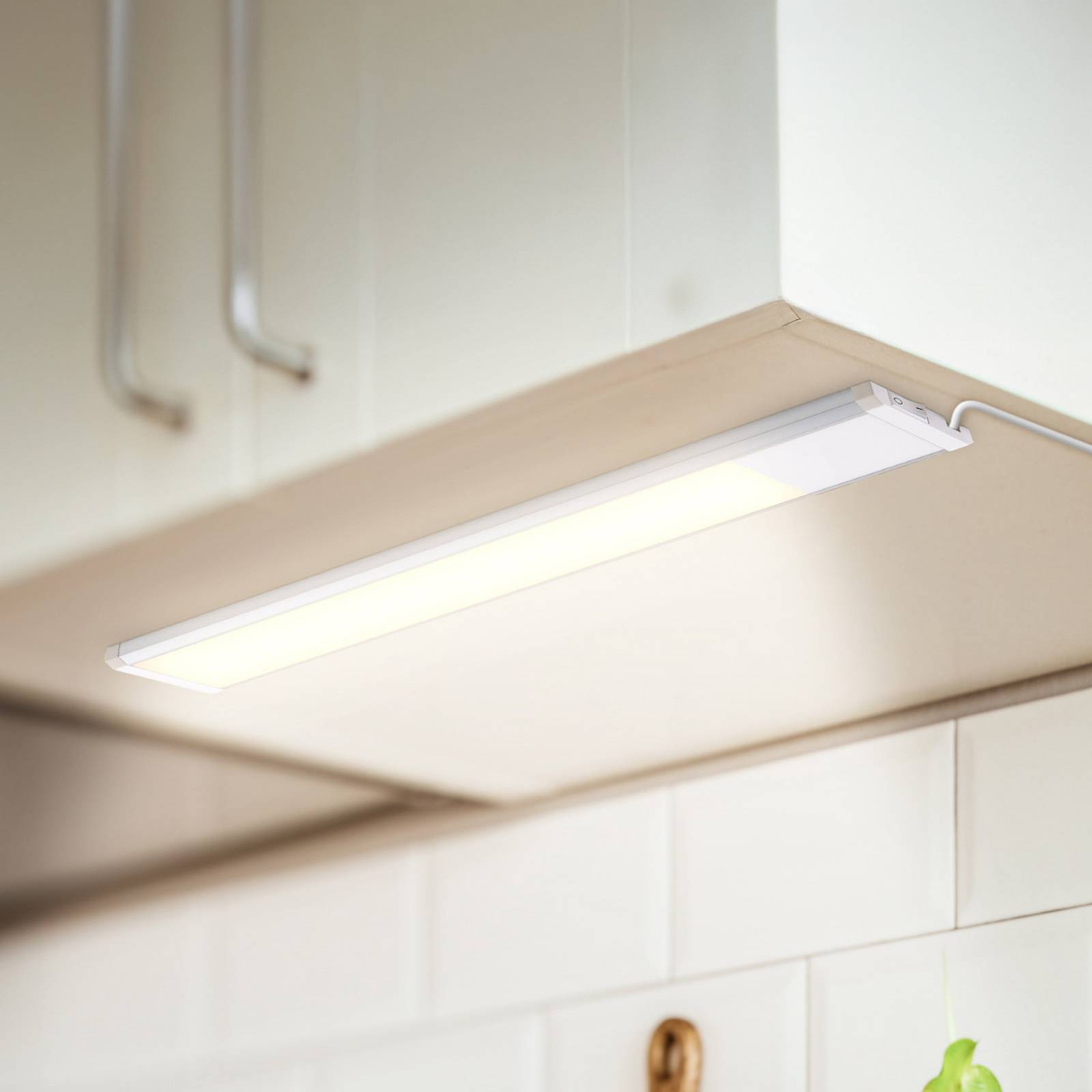 B.K. Licht Lampe sous meuble LED Lord, longueur 57,5 cm, argent, 3 000 K