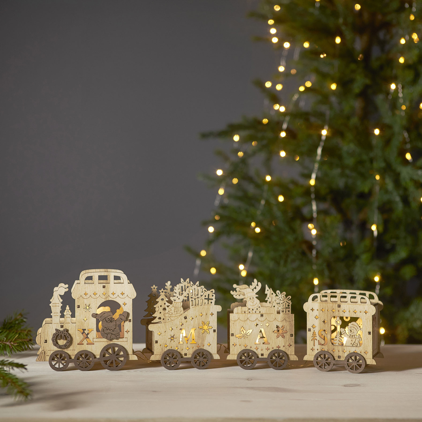Yuletide LED decorative light as a Christmas train