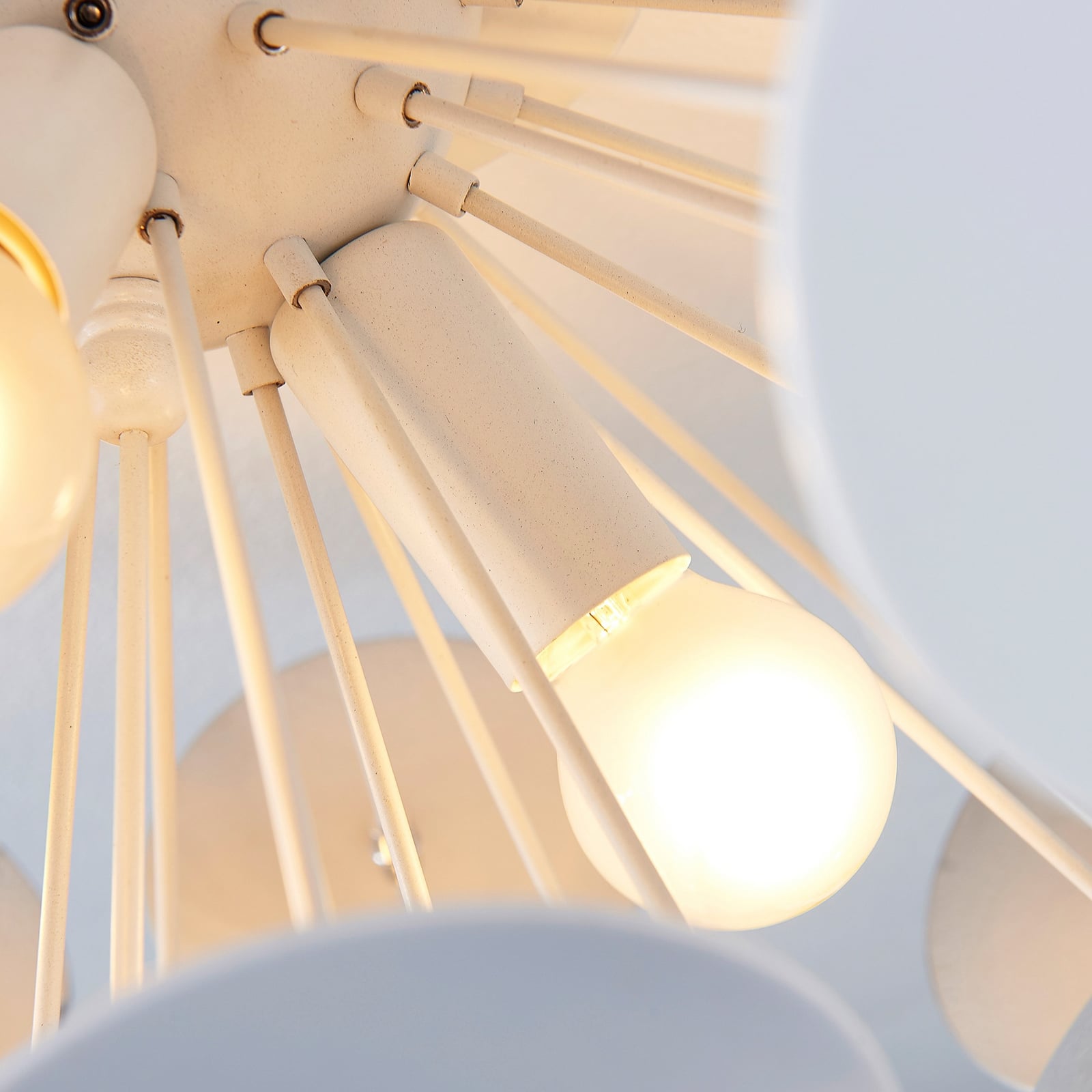 Kinan Candeeiro de Tecto White/Chrome - Lindby