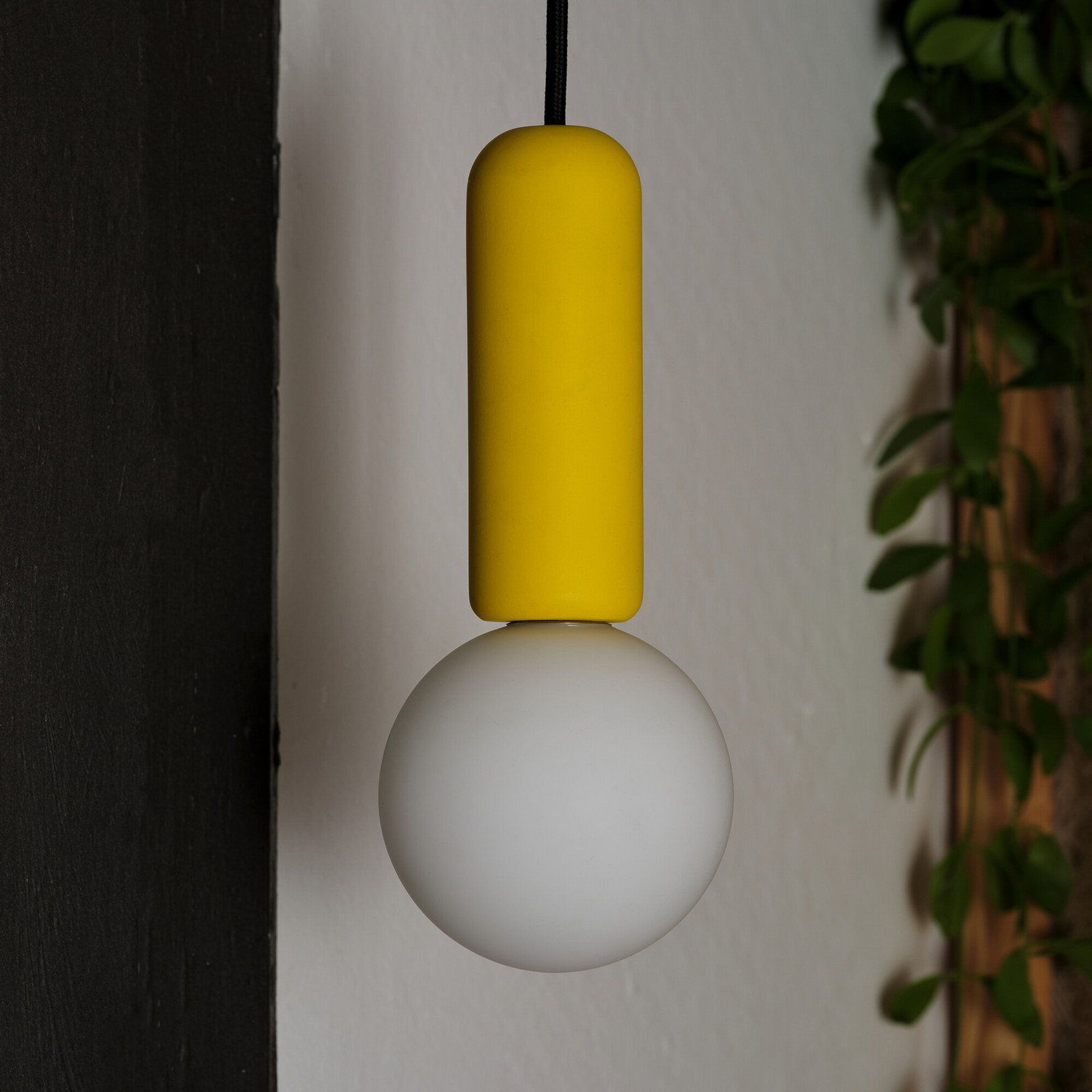 OSRAM Decor Concrete Mic pendant light, yellow, concrete, G9