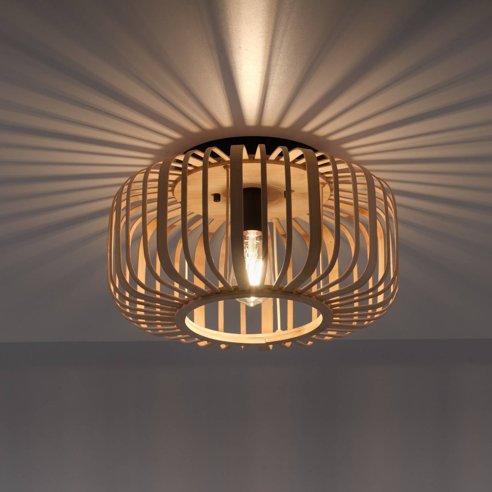 Zdjęcia - Żyrandol / lampa JUST LIGHT. Lampa sufitowa Racoon wykonana z drewna, grube rozpórki, Ø 42 