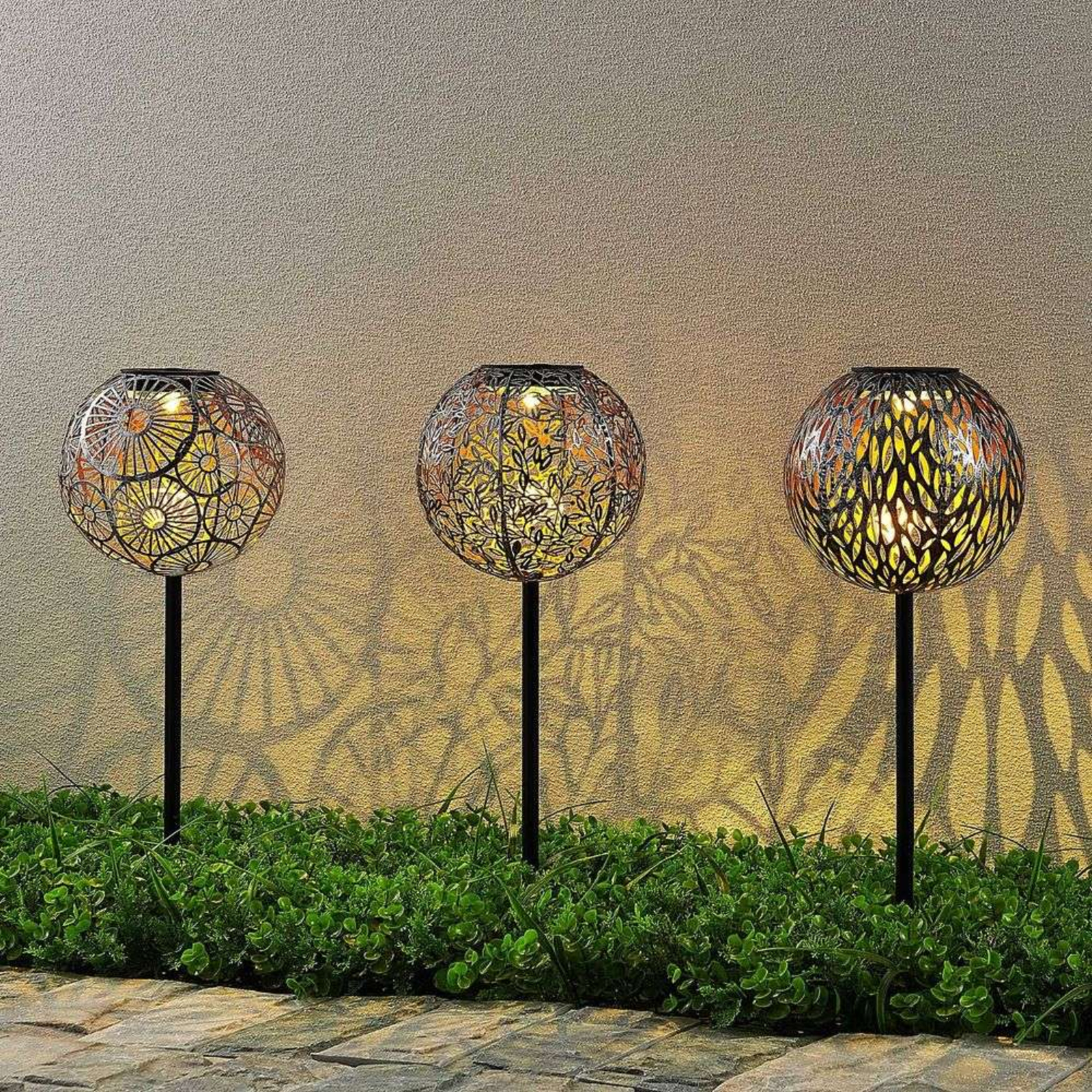 Vilani LED Solar Cell Garden Lamp 3 pcs. Silver - Lindby