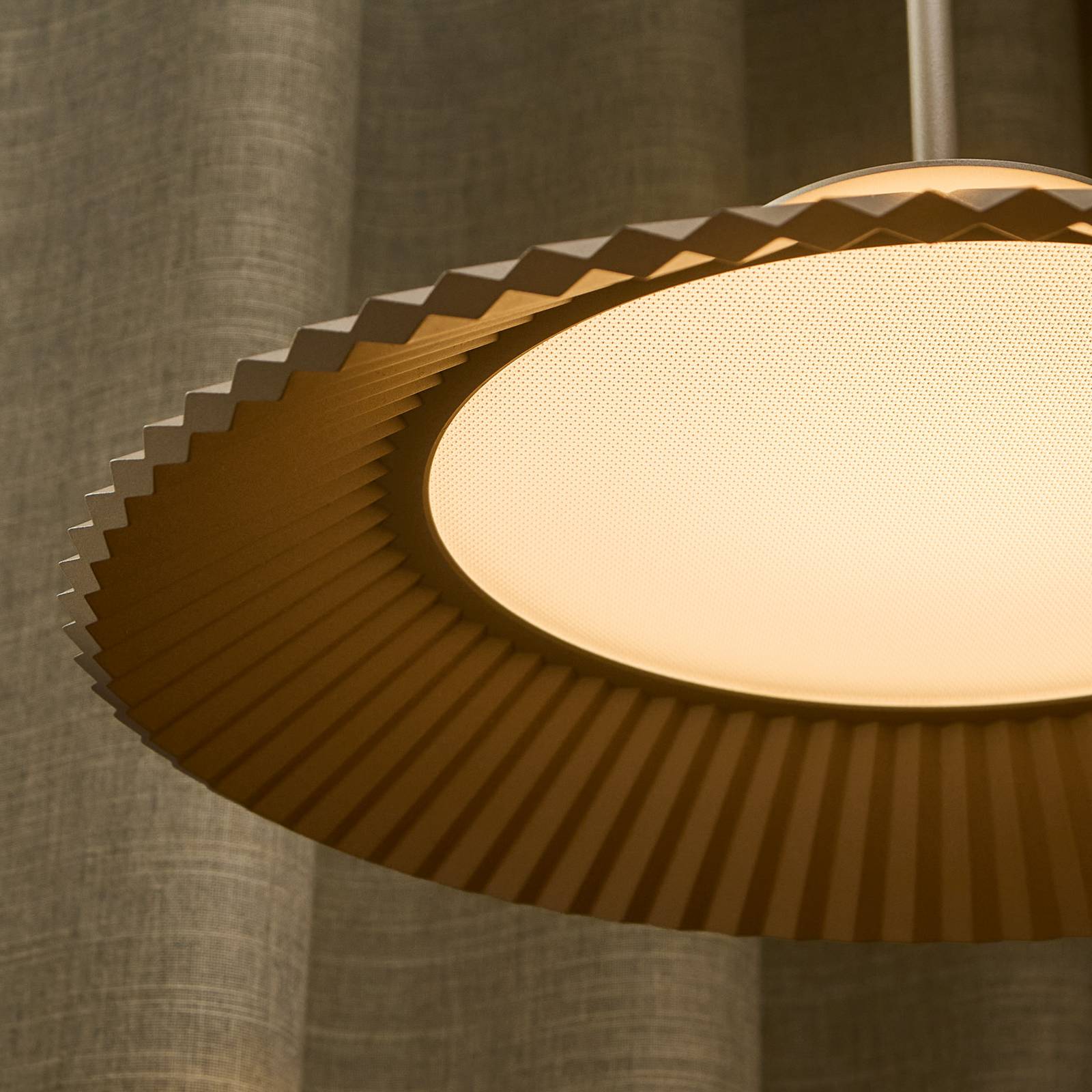 Żyrandol LED LOOM DESIGN „Ballerina”, kremowa, Ø 35 cm