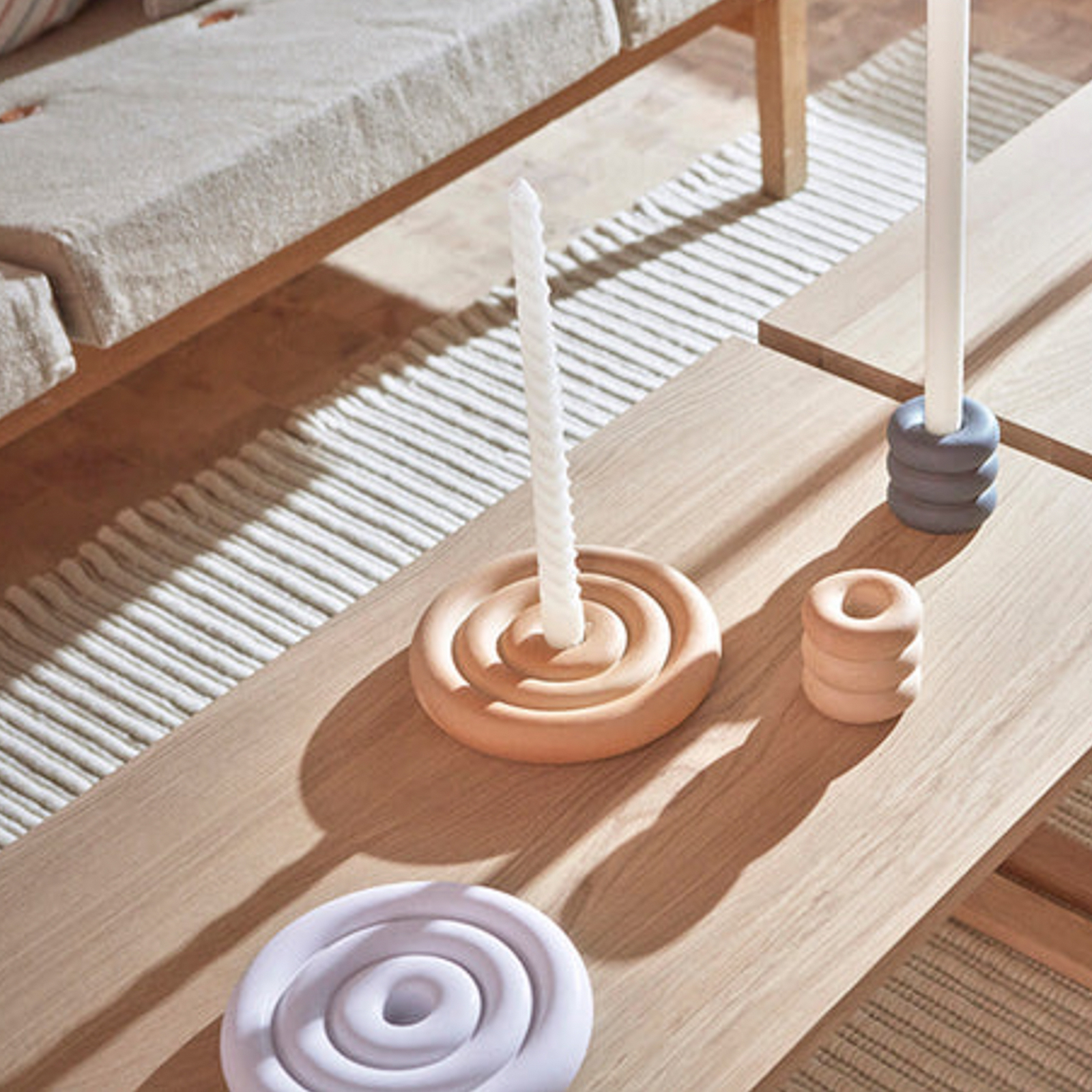 Castiçal Savi bege, Ø 17 cm, cerâmica - OYOY Living Design