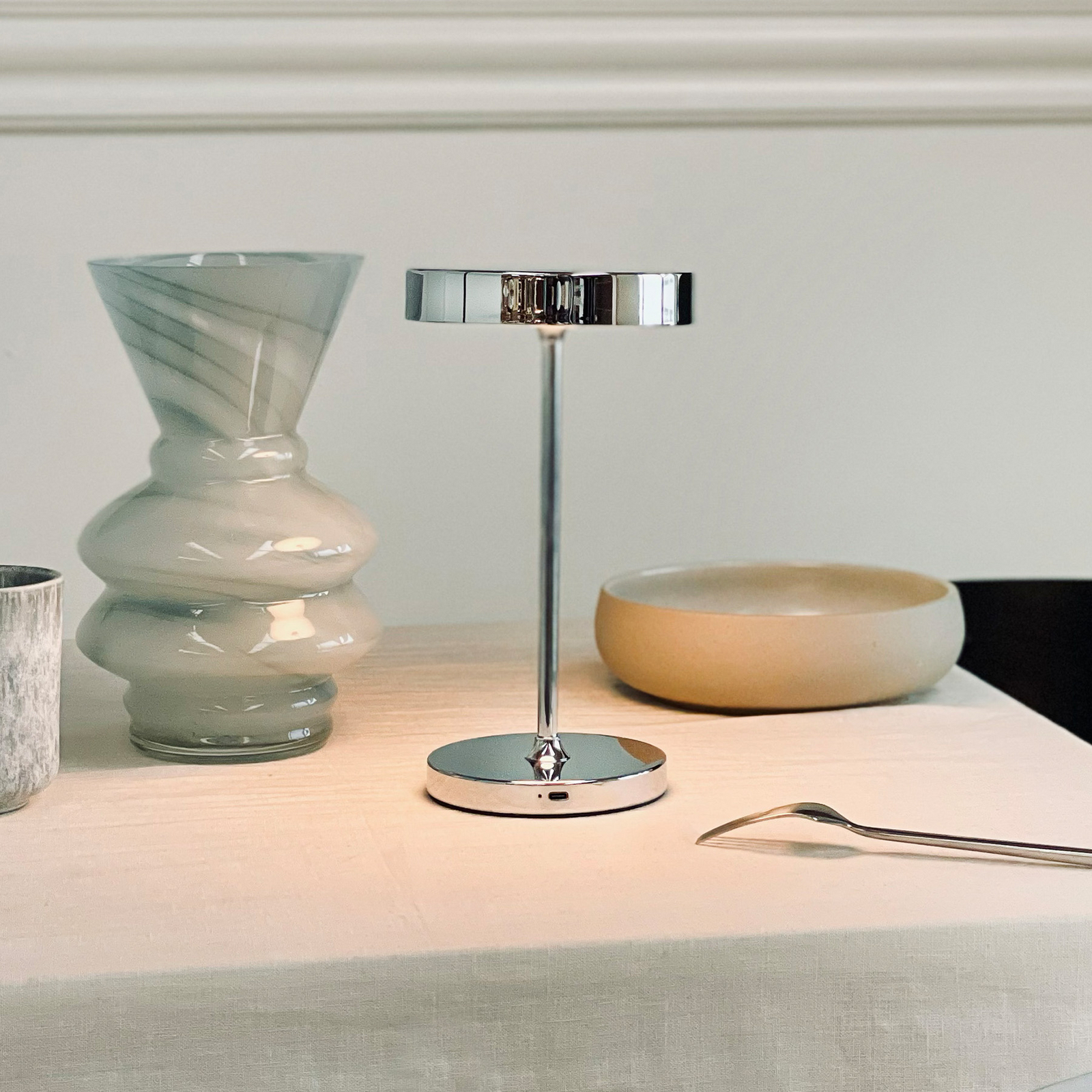 Dyberg Larsen LED-Akku-Tischlampe Starlight, chrom, Metall