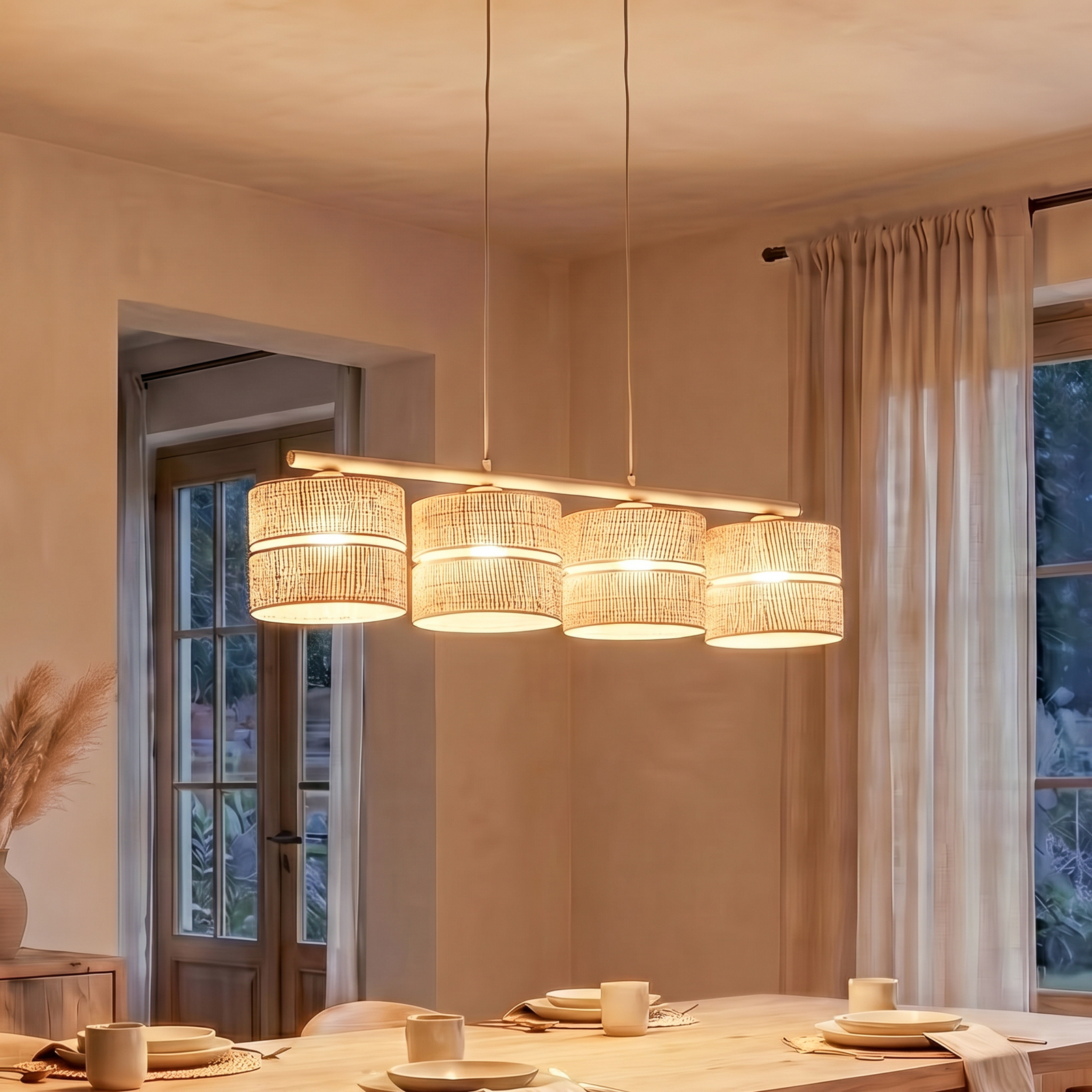 Hengelampe Calma, 4 lyskilder, beige, bast, lengde 95 cm