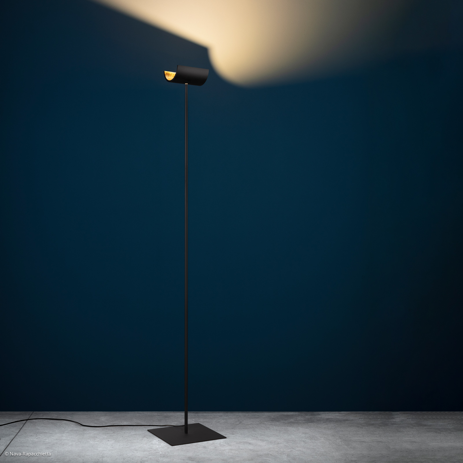 Catellani & Smith U. LED-Stehlampe, tanzende Figur