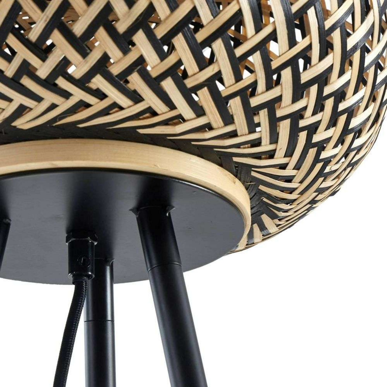 Nerys Stojaca Lampa Black/Wood - Lindby