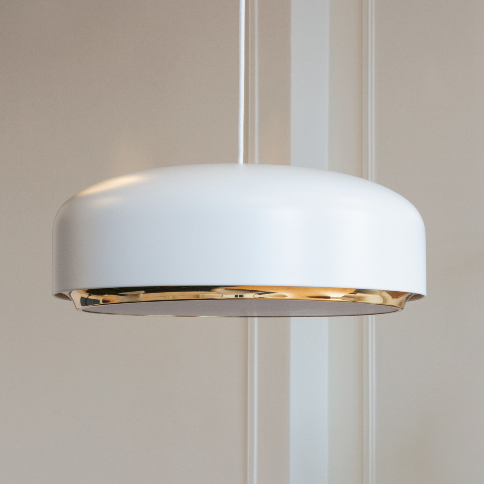 Hazel Lampa Wisząca Medium White - UMAGE