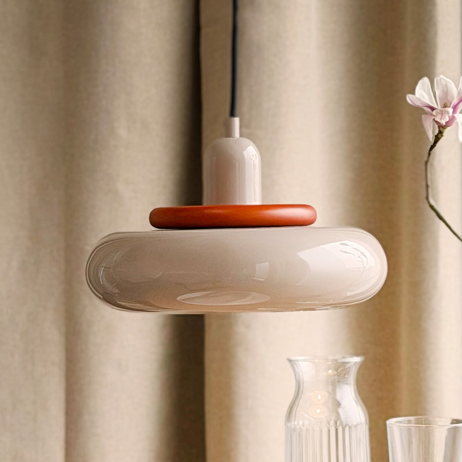 Planet Mini hængelampe, beige, metal, Ø 27 cm – Dyberg Larsen